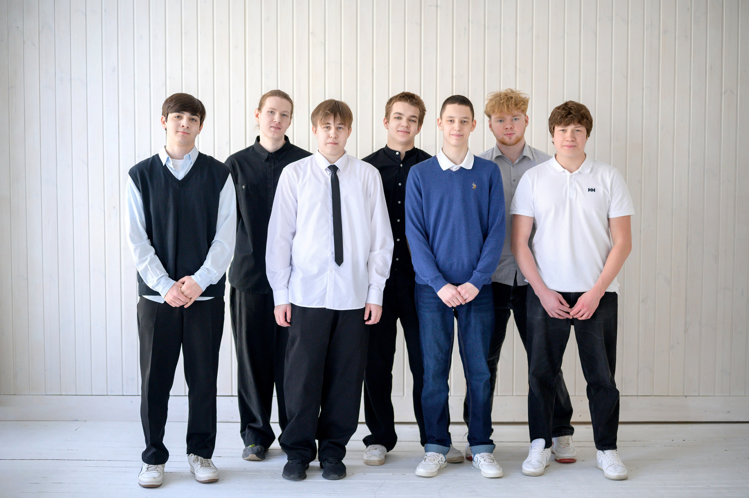 11 класс. студия. Фотограф новорожденных, семейный детский в Тюмени Татьяна Морозова