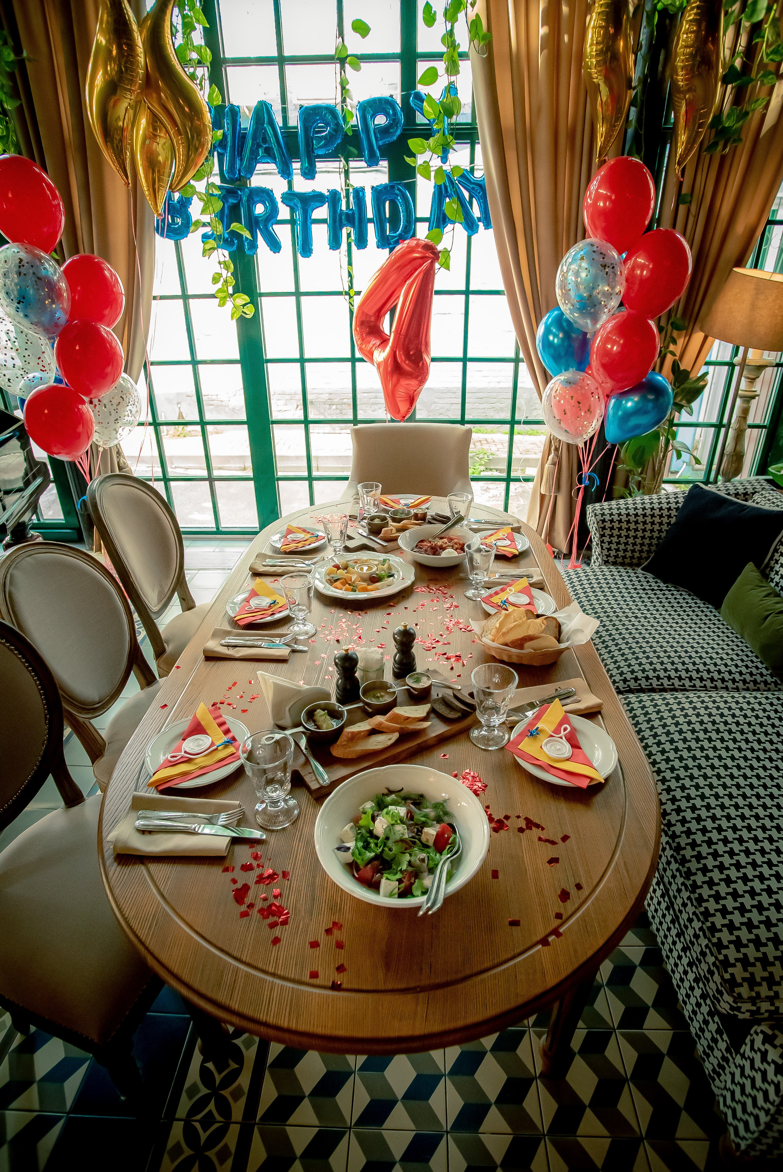 День Рожденья. Max Matvich and Victoria Basova are professionals in their field