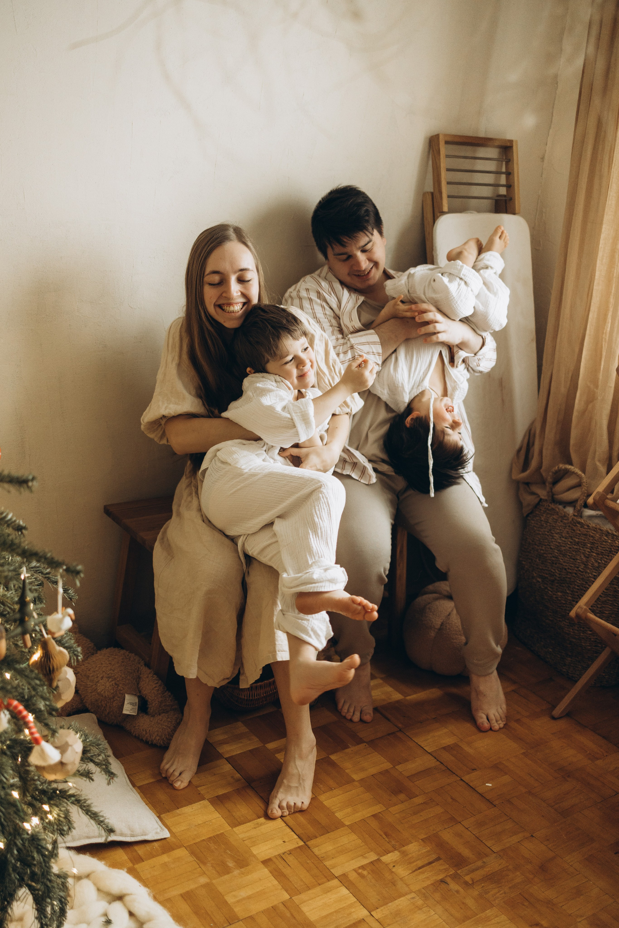 Оля, Саша, Елисей и Демид. Семейный фотограф в Москве Виктория Ястребинская