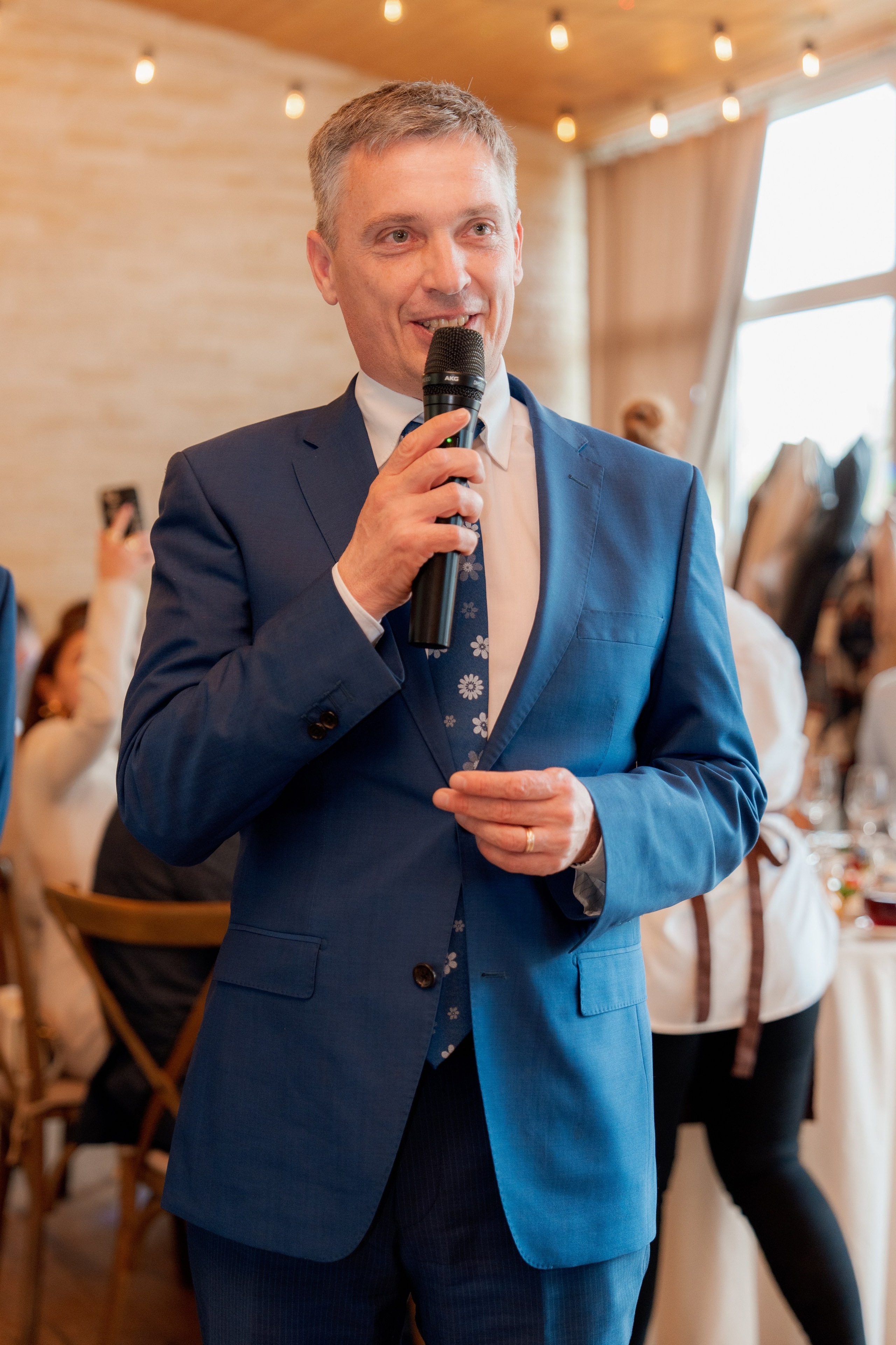 Алиса и Влад. Полный свадебный день (утро, усадьба, прогулка, выездная регистрация, банкет). Дата съемки 26.04.2025. Свадебный фотограф Москва