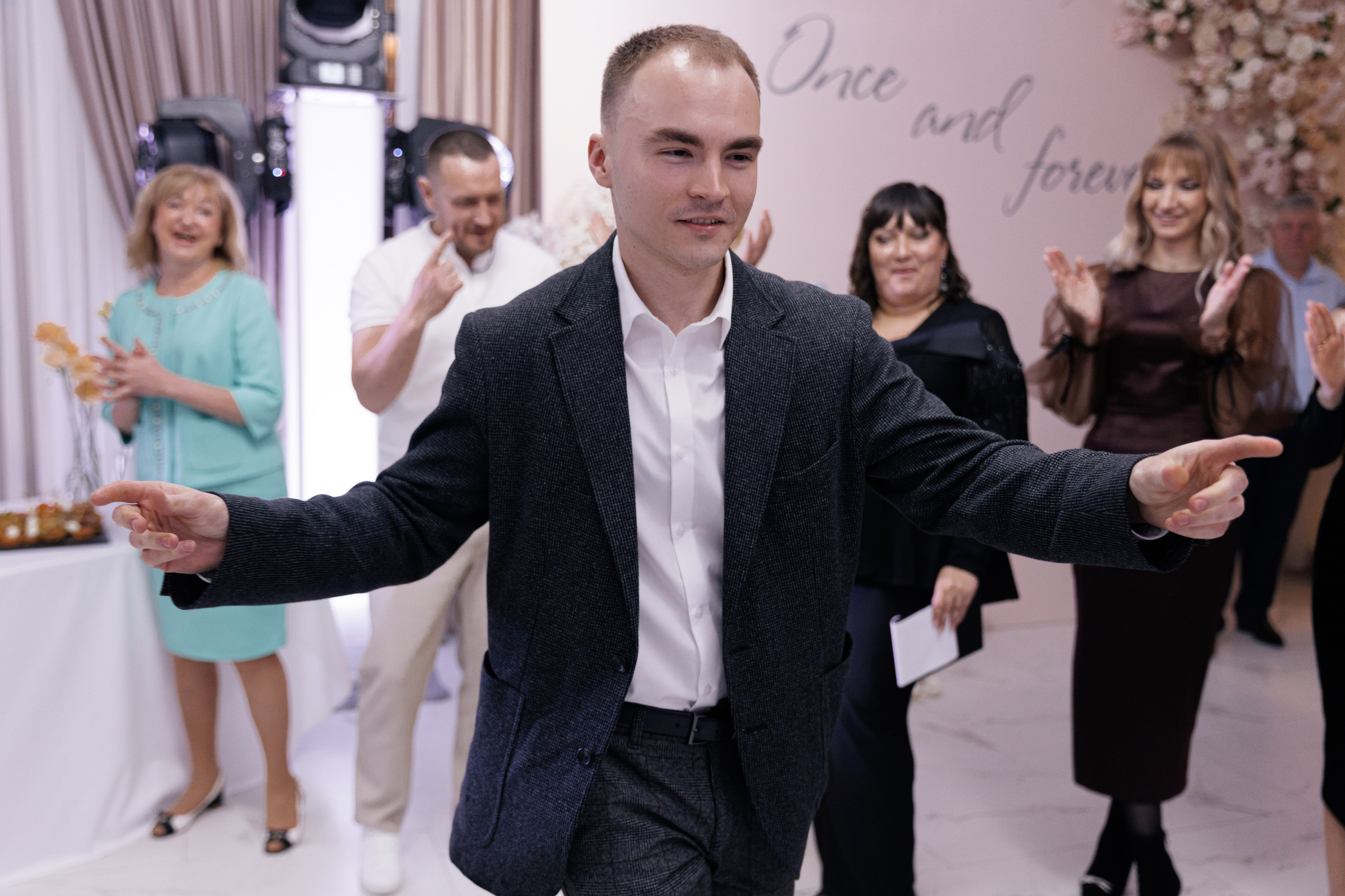 Свадебный фотограф в городе Краснодар, банкет Двин Холл. Свадебный фотограф и видеограф Краснодар, Ростов, Сочи, Новороссийск