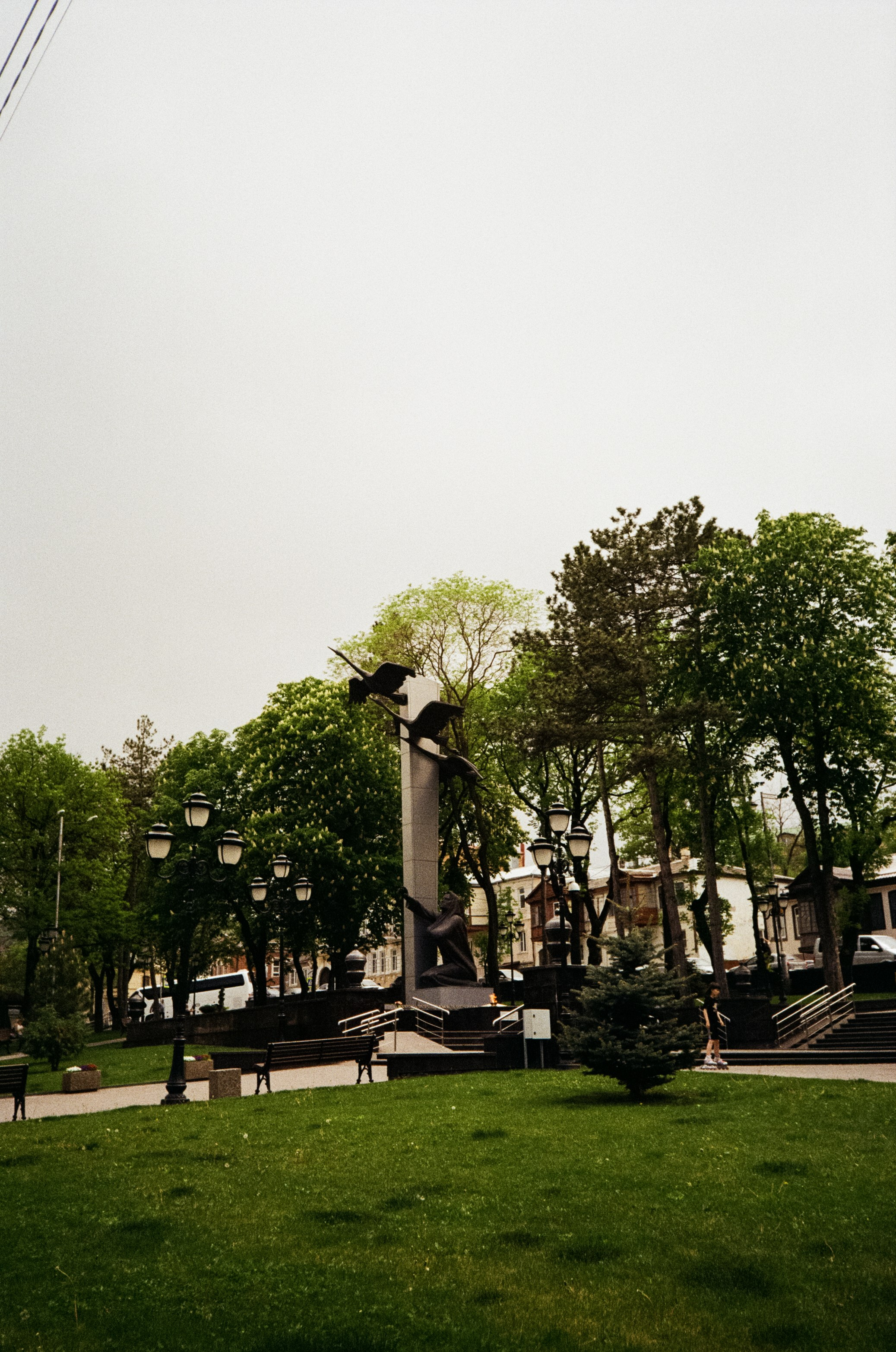 Дворик на Гагарина и Нарзанная галерея. Аллеи Кисловодска. Фотограф-документалист Мария Осокина