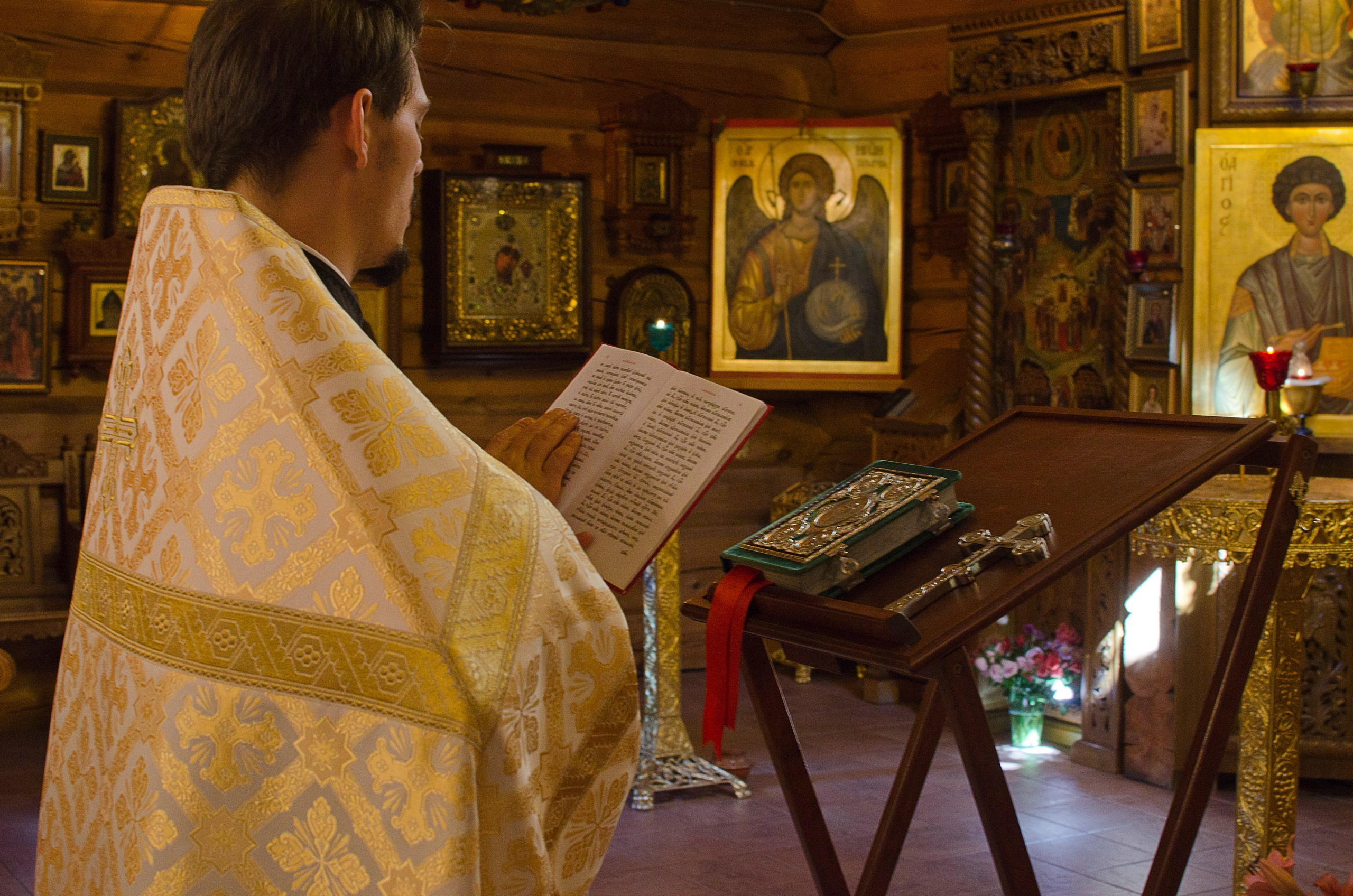 Венчание, таинство венчания. Семейный и детский фотограф в Санкт-Петербурге Баландина Татьяна