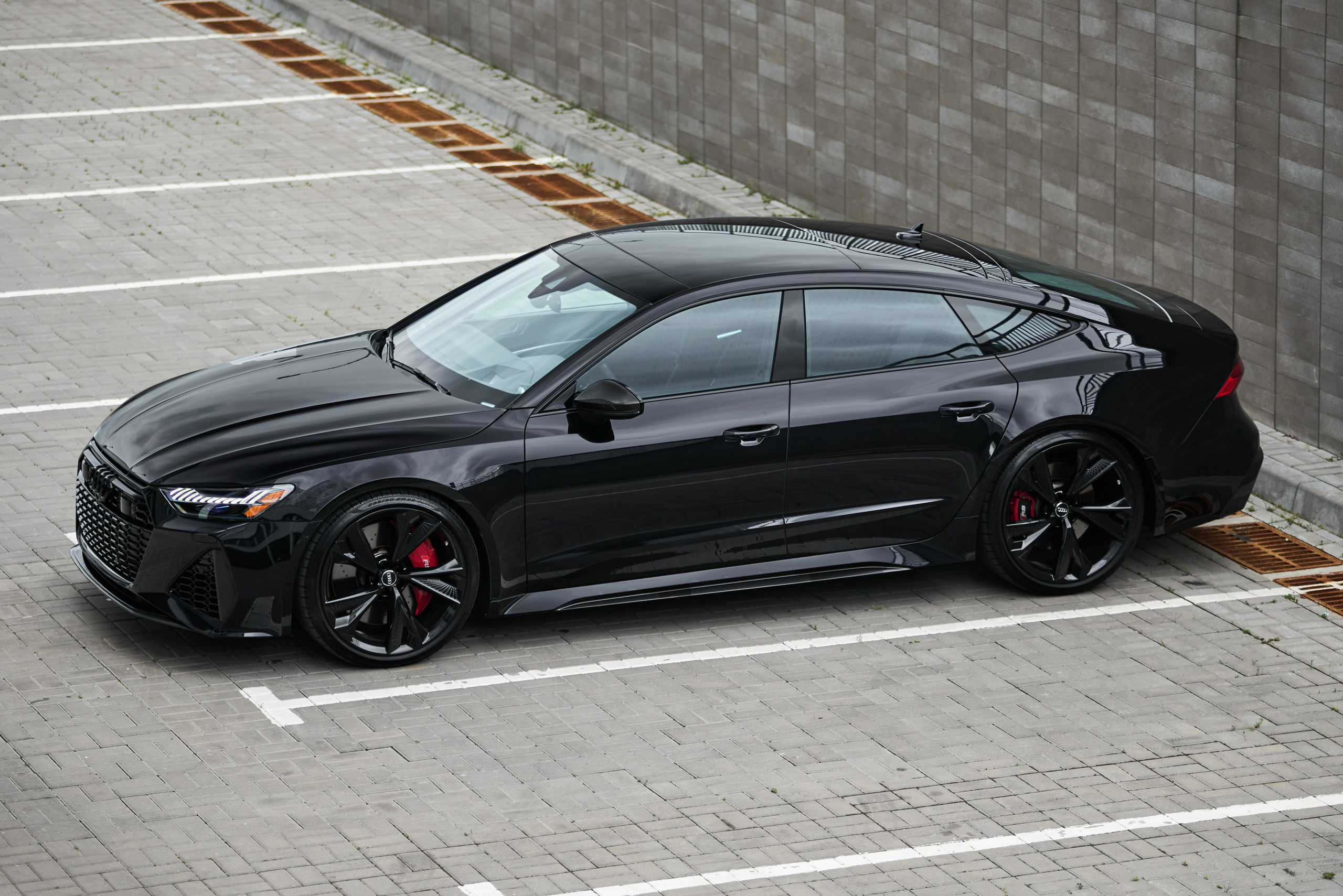 Audi RS 7. Автомобильный и интерьерный фотограф в Минске Александр Тагаев