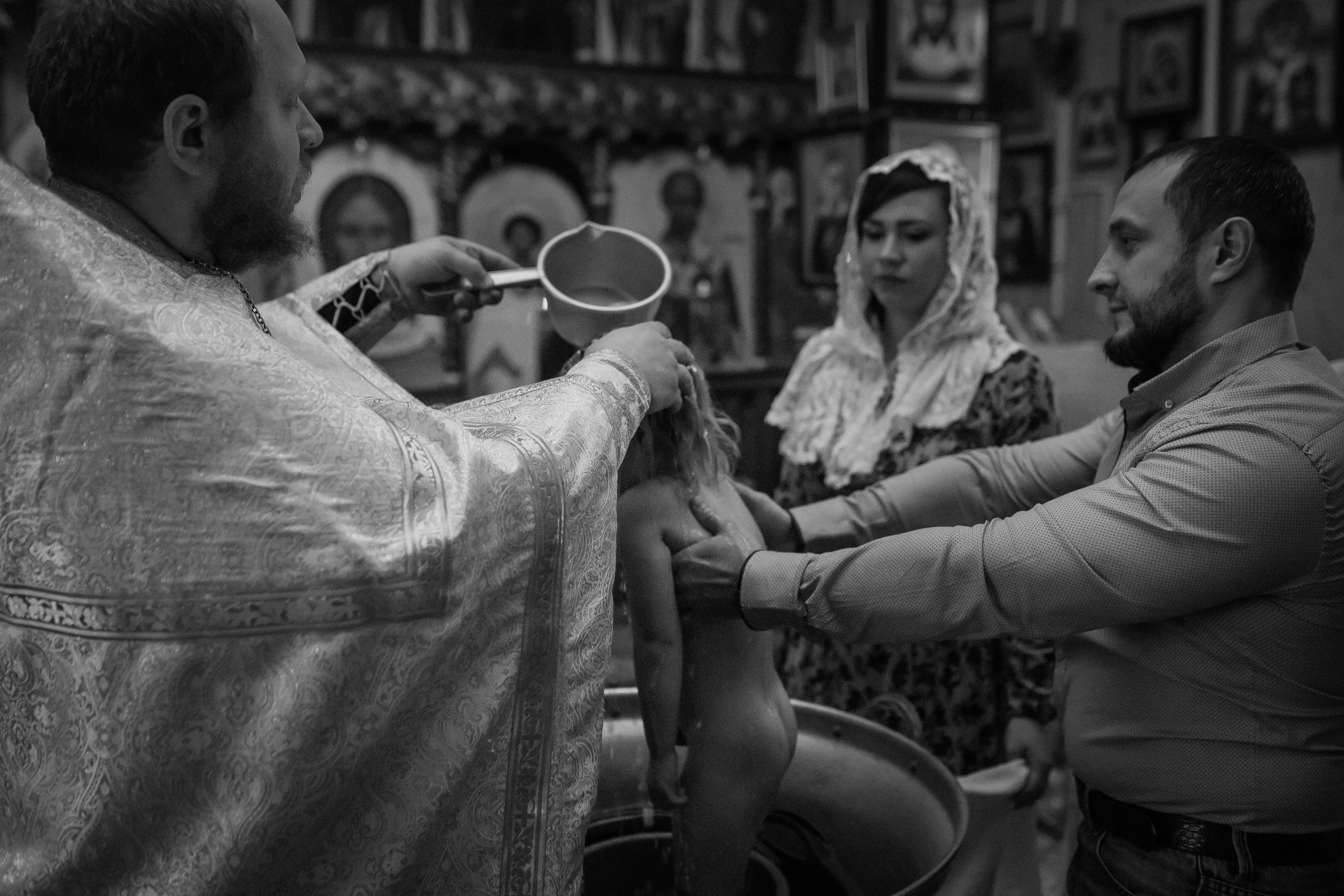 Крещение Таисии и Льва. Храм в честь Святителя Николая. п.Белый Яр. Семейный фотограф в Сургуте