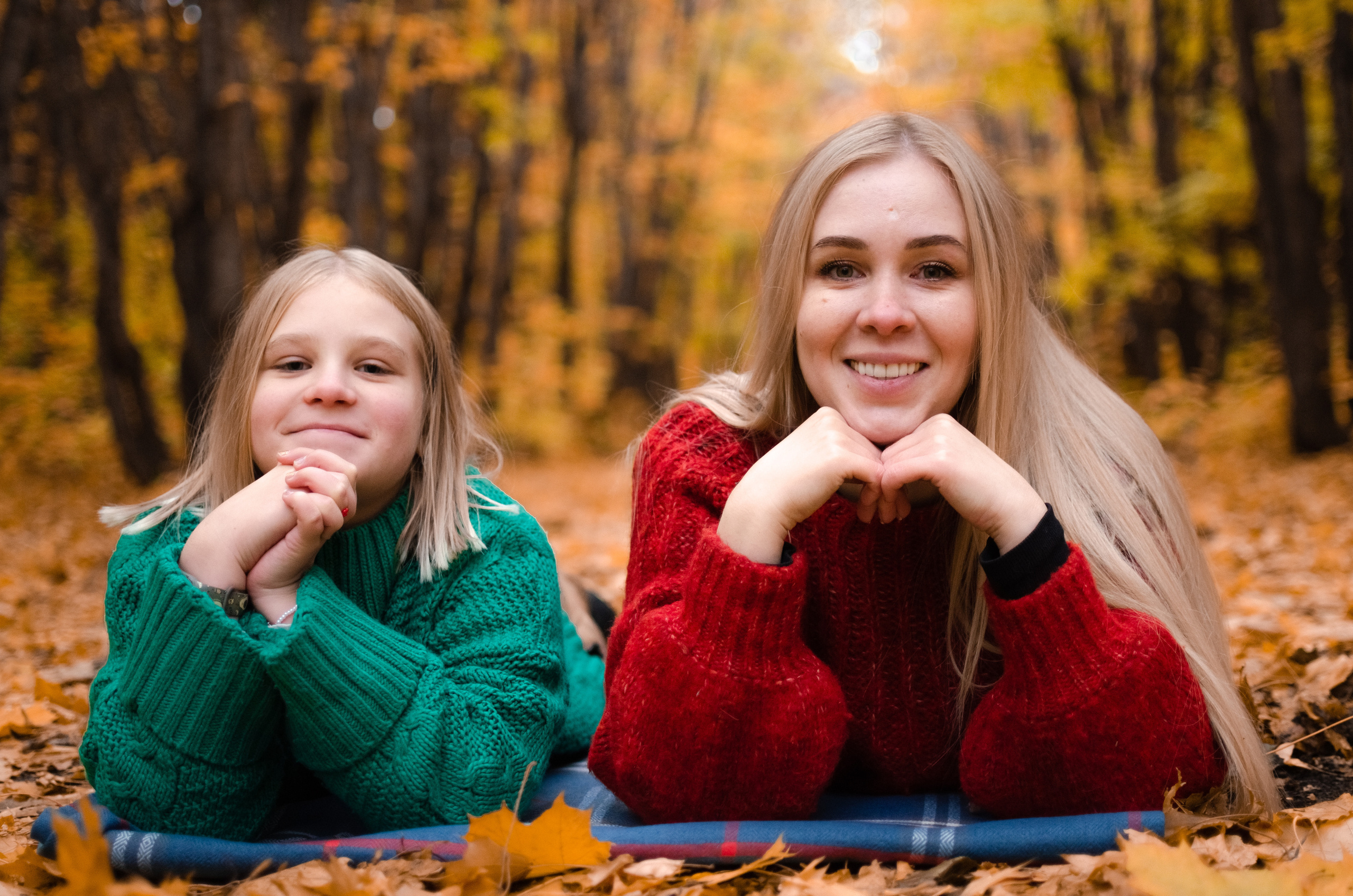Оля и Милана. Фотограф Астана. Индивидуальные, парные и семейные фотосессии