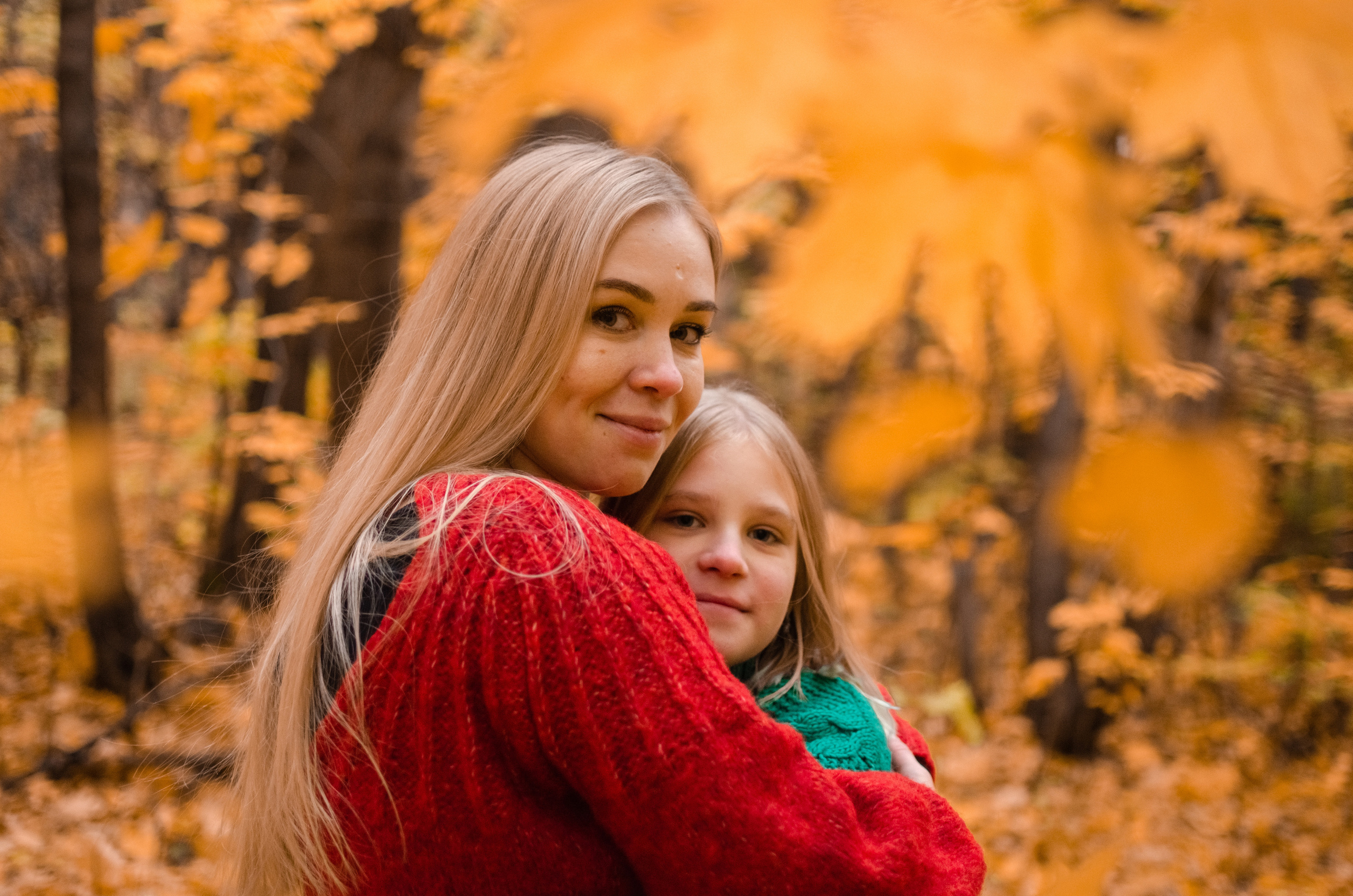 Оля и Милана. Фотограф Астана. Индивидуальные, парные и семейные фотосессии