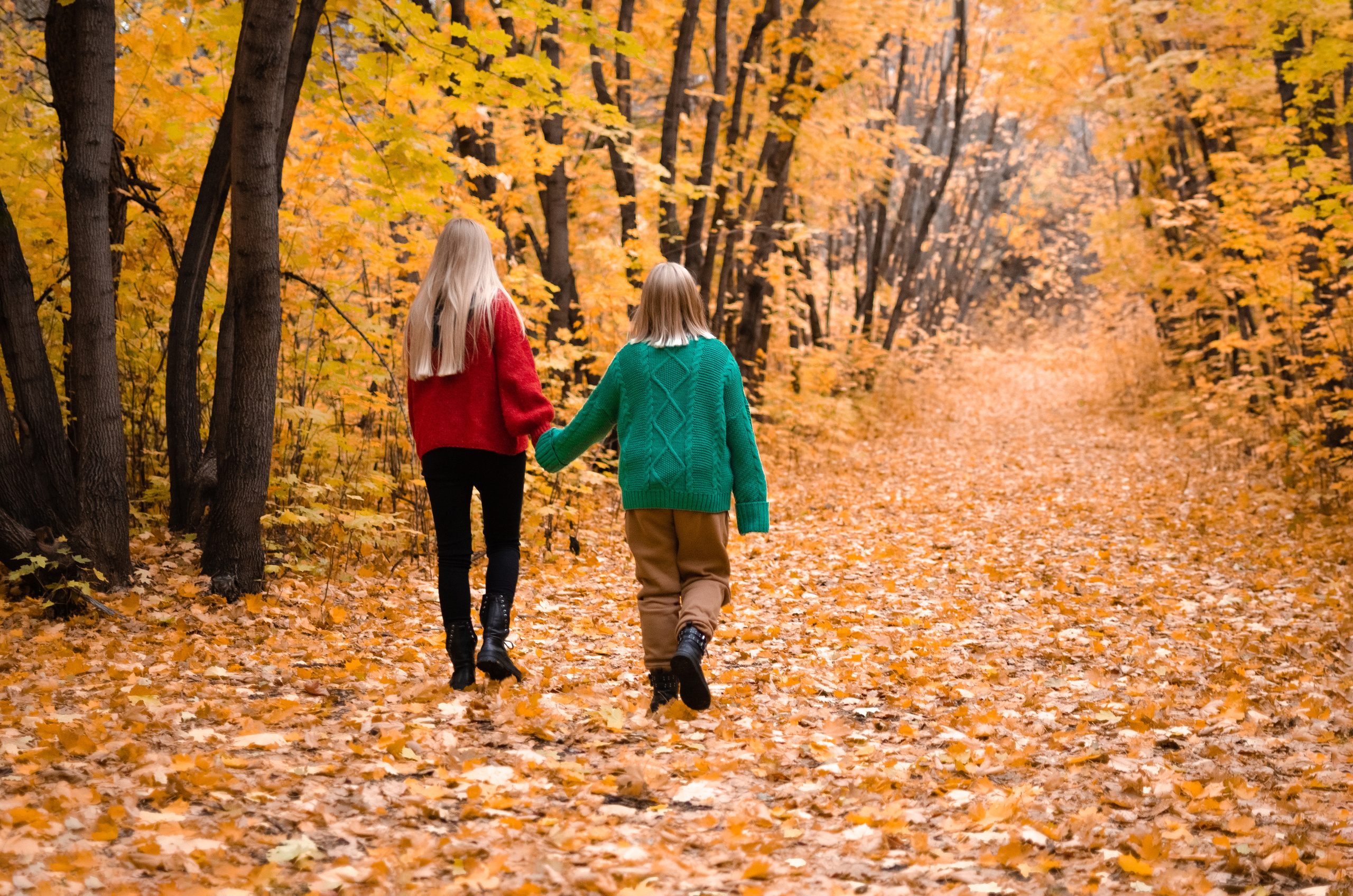 Оля и Милана. Фотограф Астана. Индивидуальные, парные и семейные фотосессии