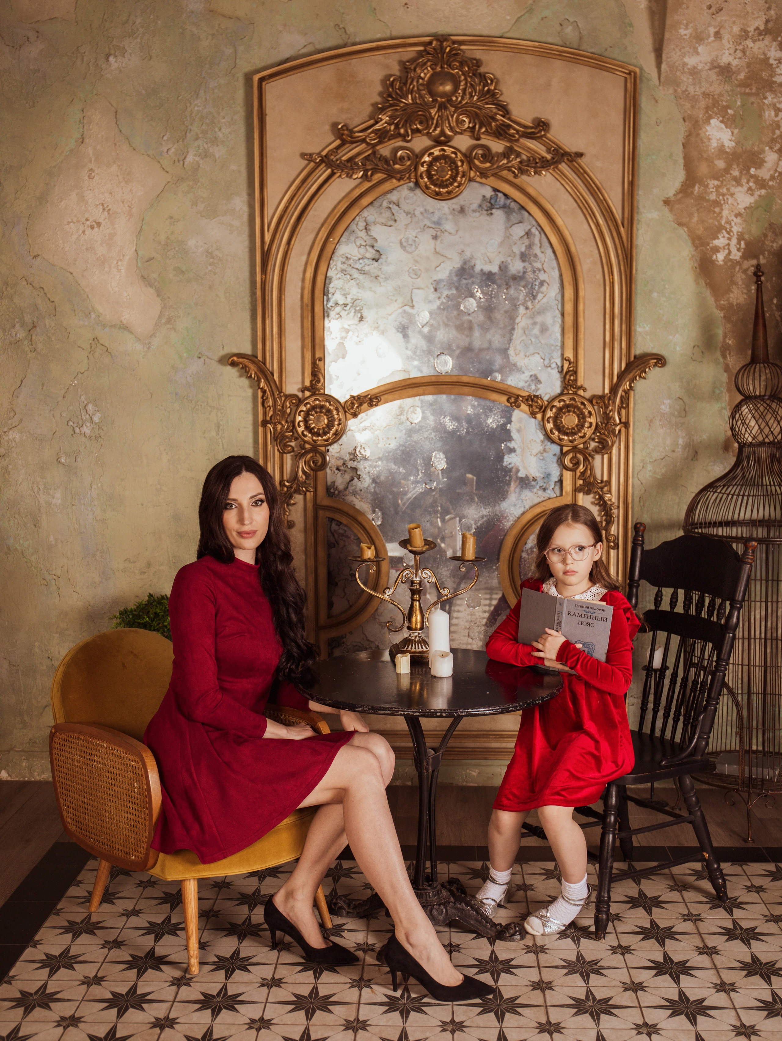 Мама с дочкой, новогодняя сьемка. Свадебный и семейный фотограф в Москве Мила Широких