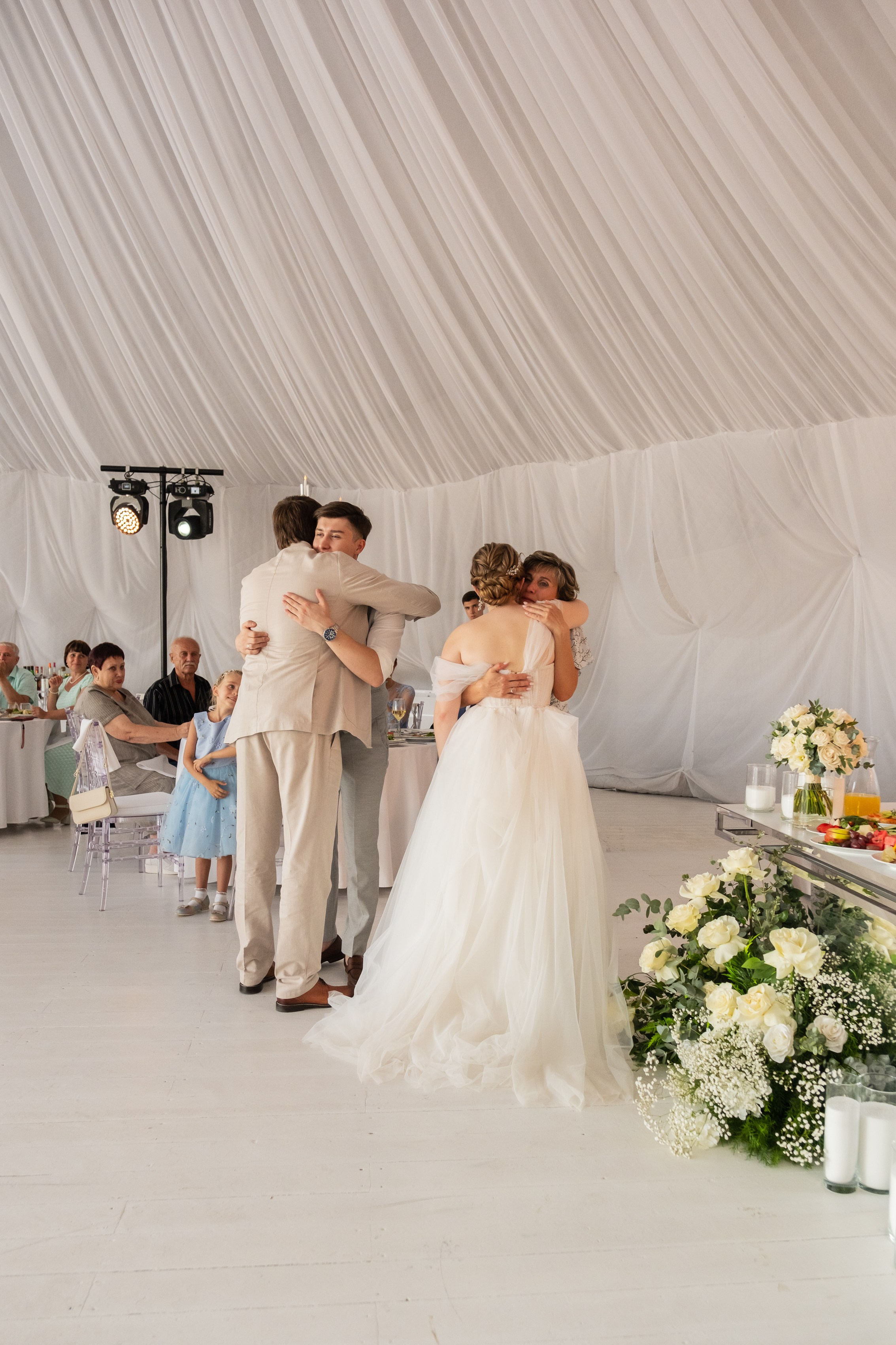 Свадебная фотосессия Волгоград. Свадебный и семейный фотограф в Волгограде Кристина Иванова