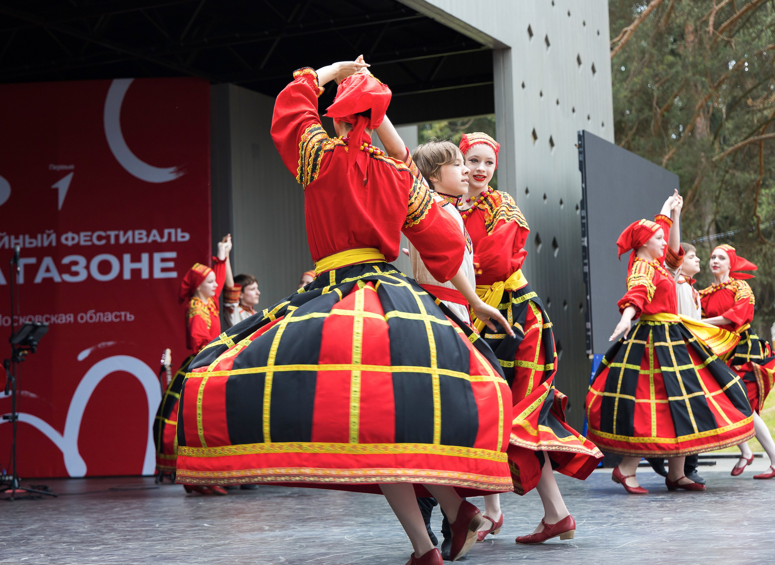 — Город танцует в парках г. Жуковский