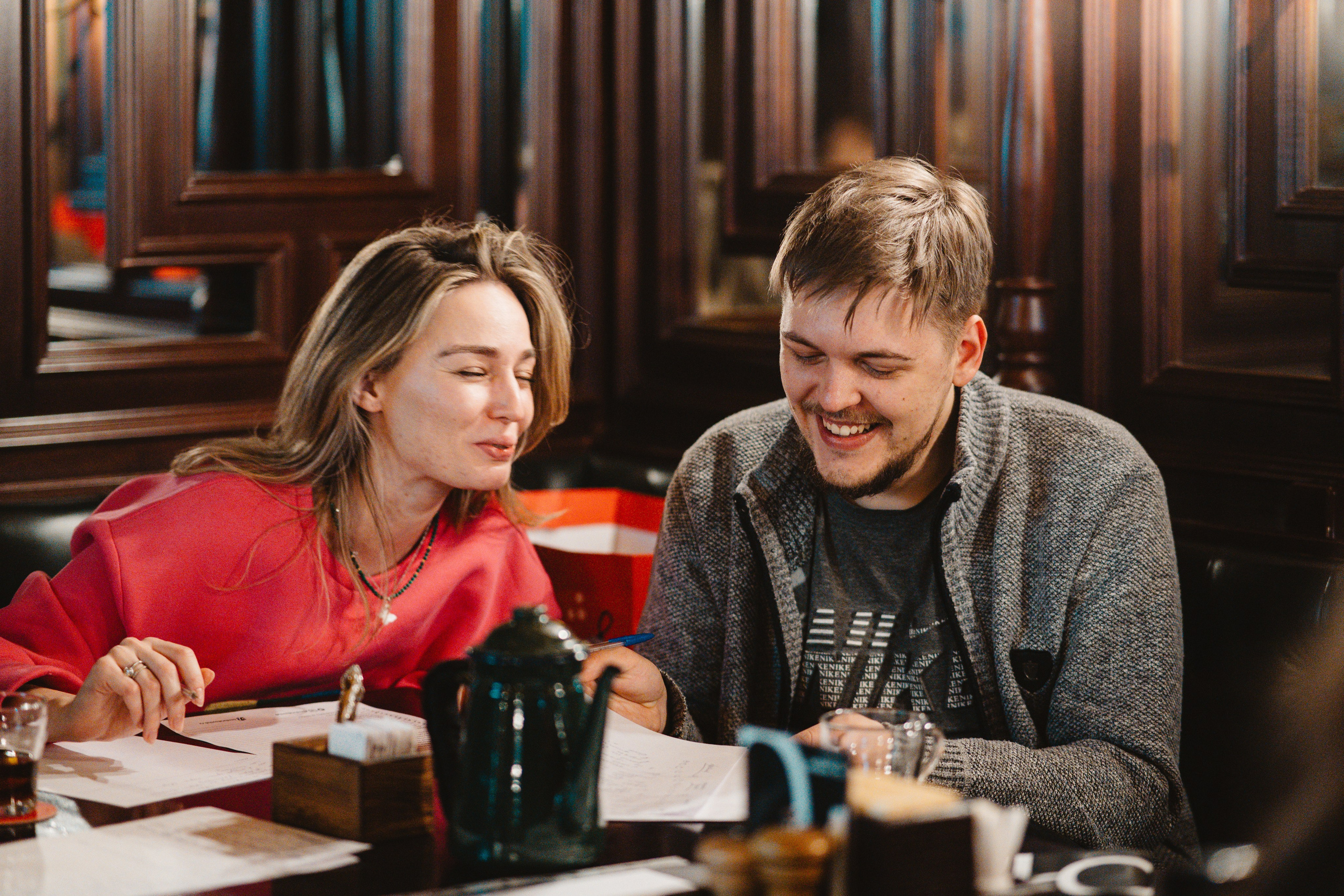 Intellectual games. Я занимаюсь событийной, свадебной, товарной, студийной… фотографией