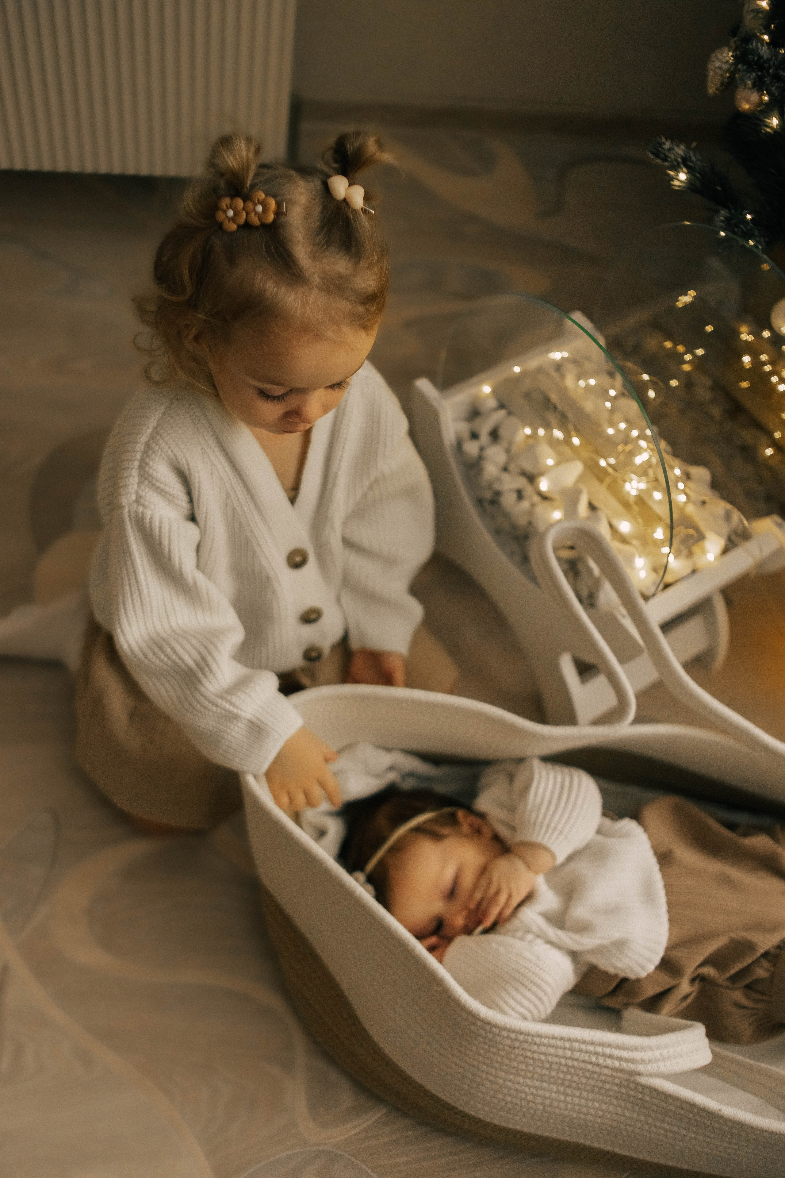 Анастасия, Андрей, Ариша и Анюта. Главная