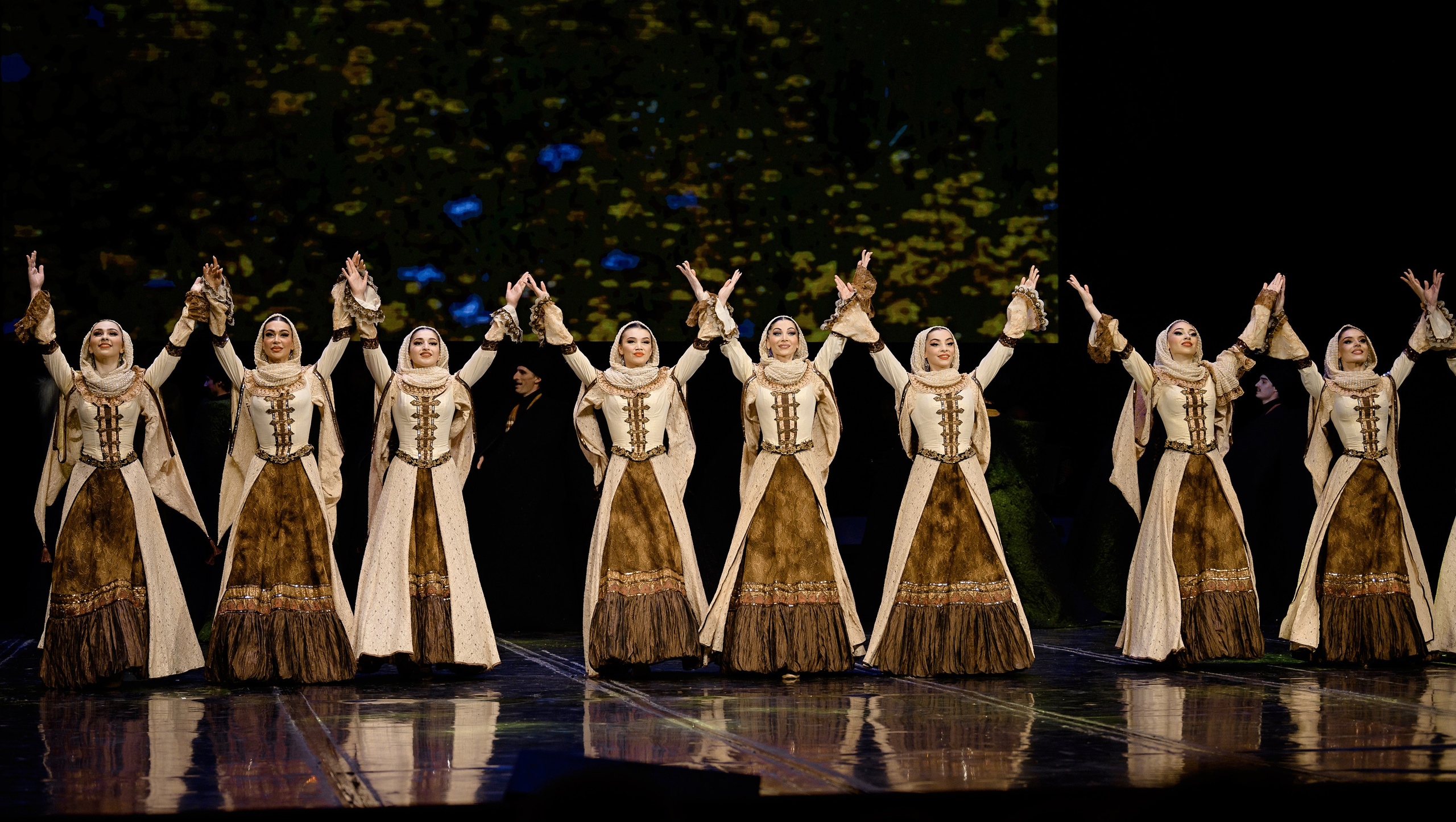 Ансамбль «Лезгинка» концерт в Махачкале. РЕПОРТАЖНЫЙ И БИЗНЕС ФОТОГРАФ В МОСКВЕ, ЕГОР НИКОЛАЕВ