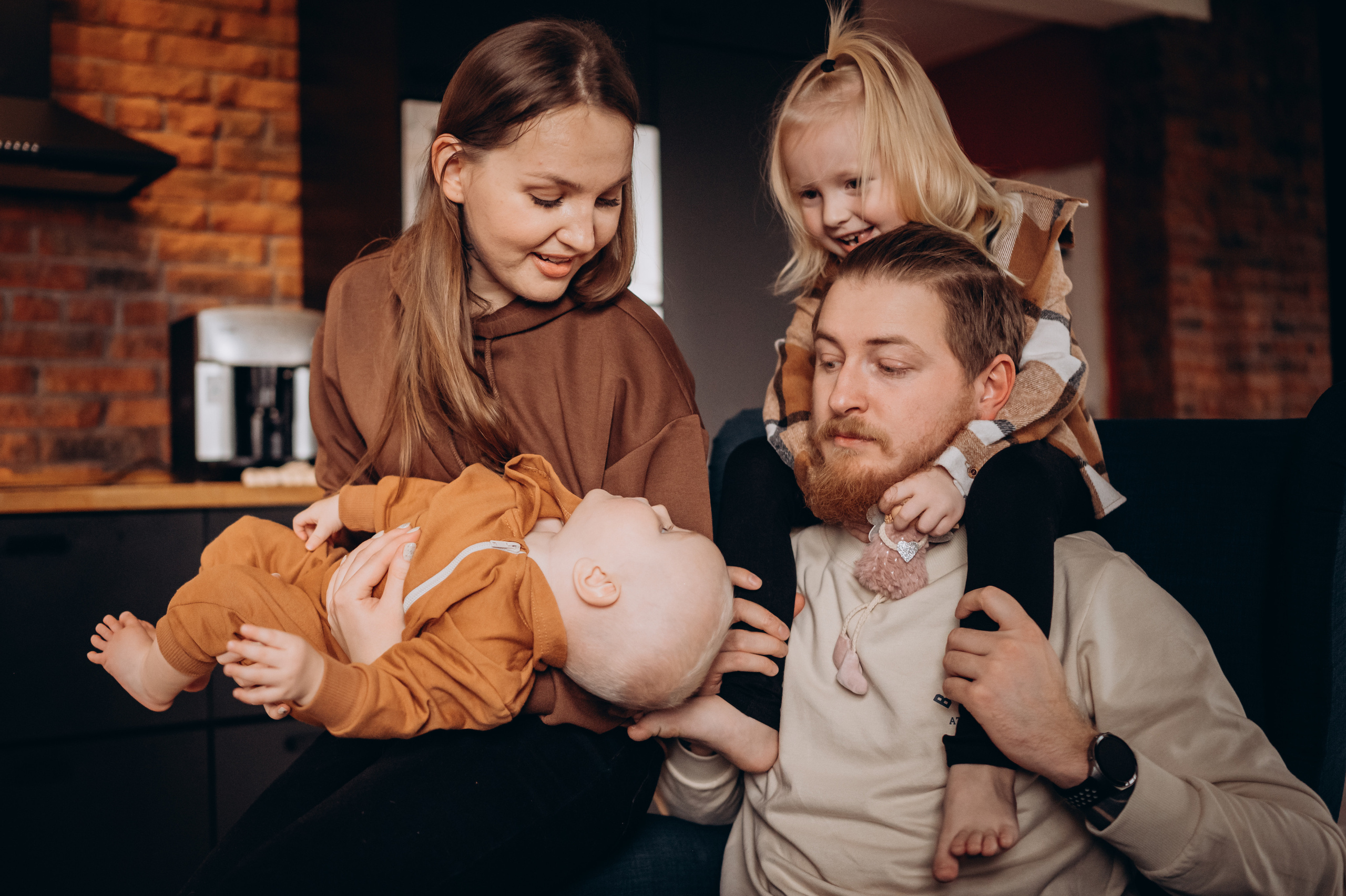 Ирина Костя Виктор и Виктория. Детский и семейный фотограф в Москве