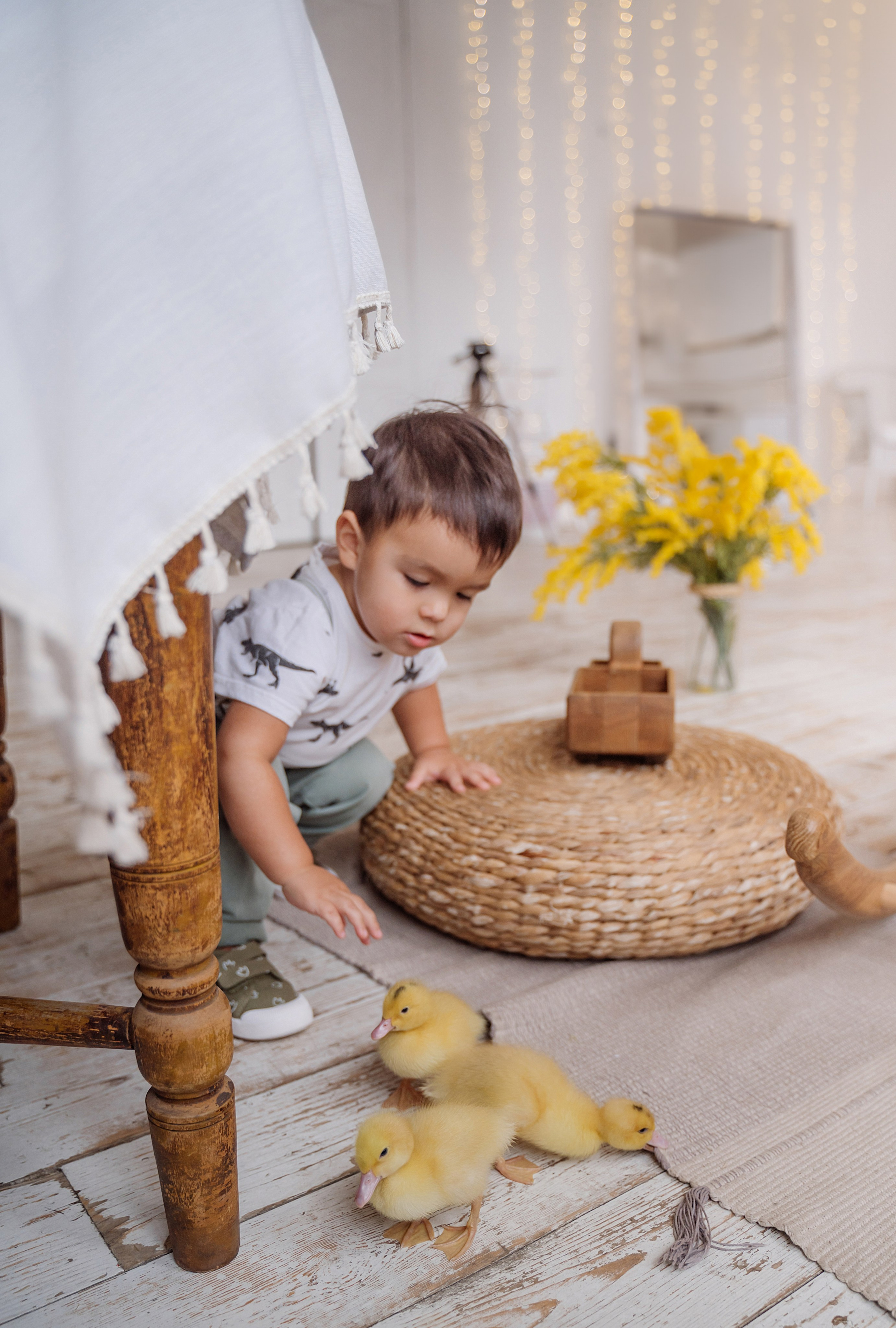 Семейная фотосессия с уточками. Свадебный фотограф