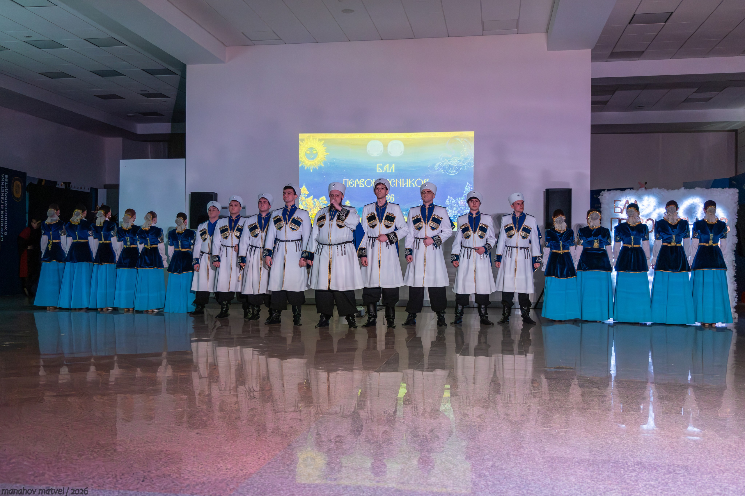 Вальс первокурсников в СГАУ. Я Матвей Манахов — молодой фотограф в Ставрополе
