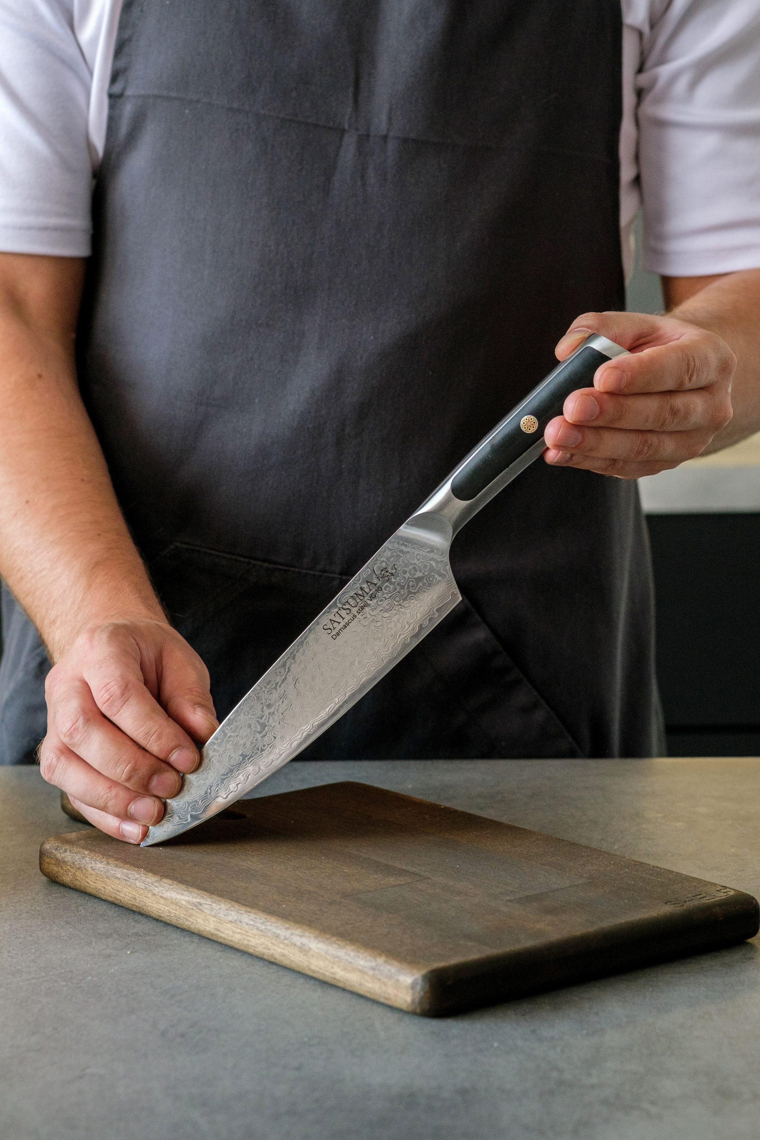 Подготовка к съемке кухонных ножей в СПб. Фотосессия для маркетплейсов