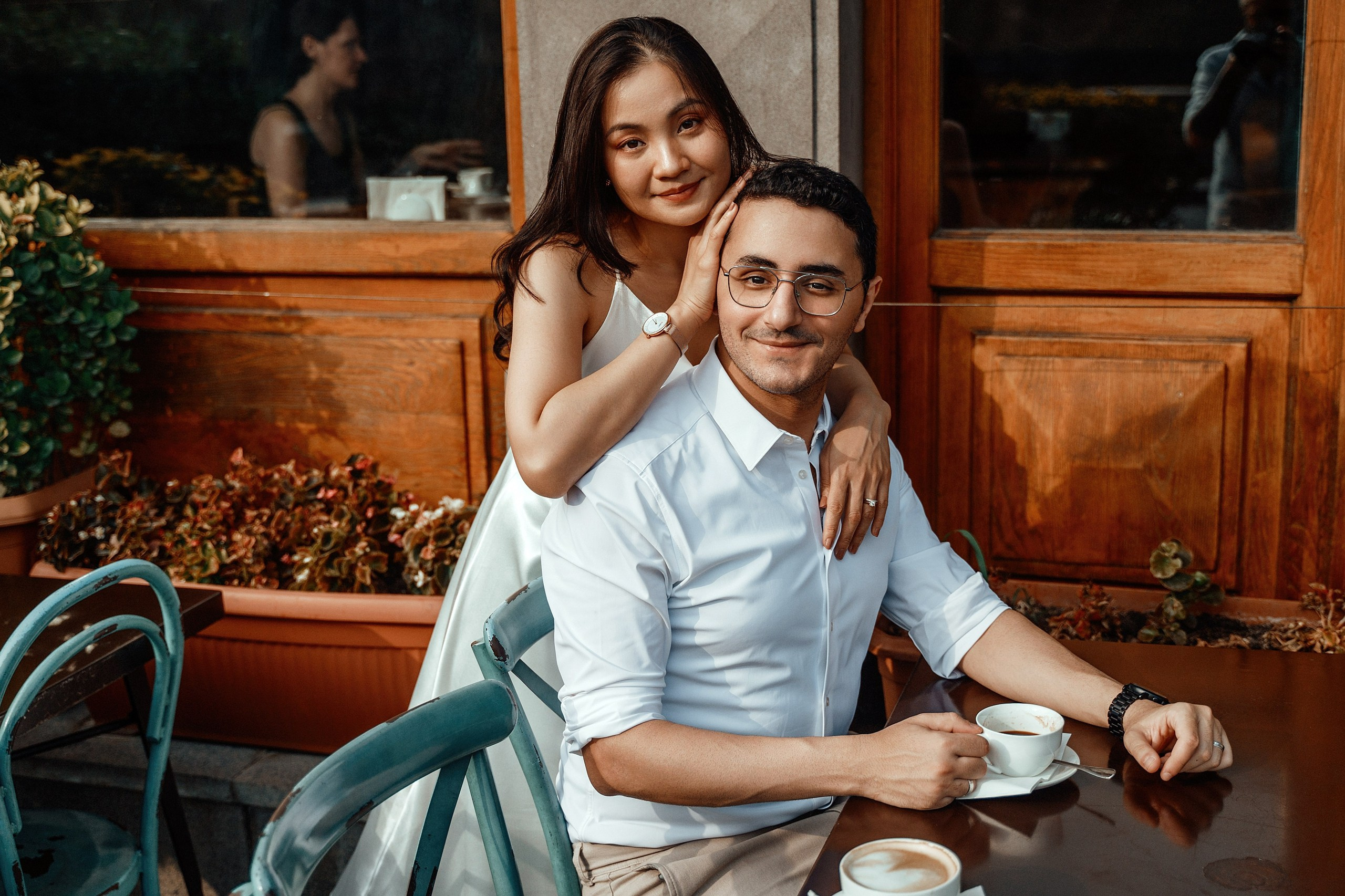 Alaeddine & Matika on the Peace Bridge in Tbilisi. Photographer Sergey Otkrytyi in Batumi & Tbilisi
