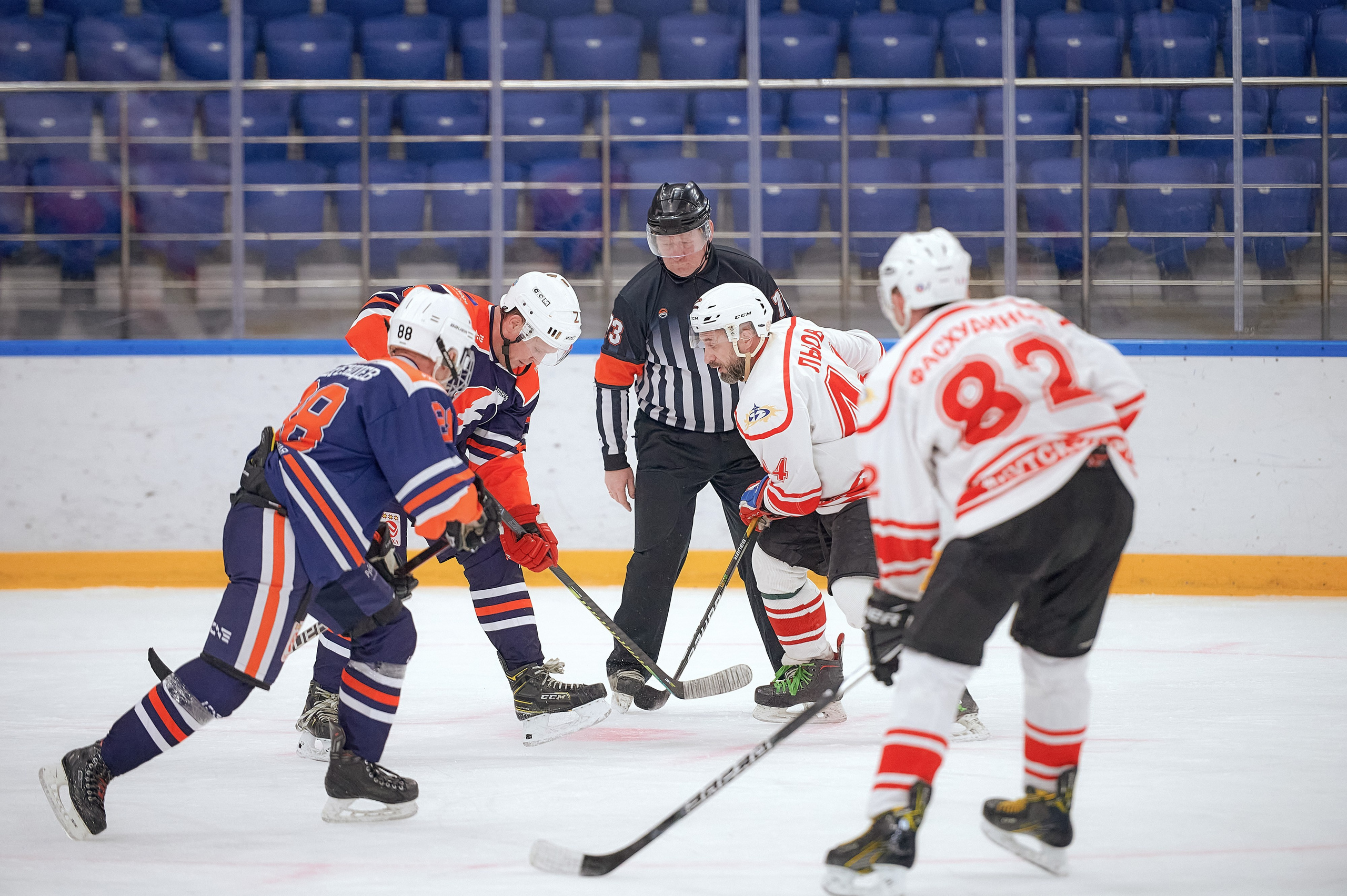 Портфолио репортажной фотосъёмки: Кристалл арена — Хоккей — РусГидро. Фотограф Яковлев Роман — Красноярск