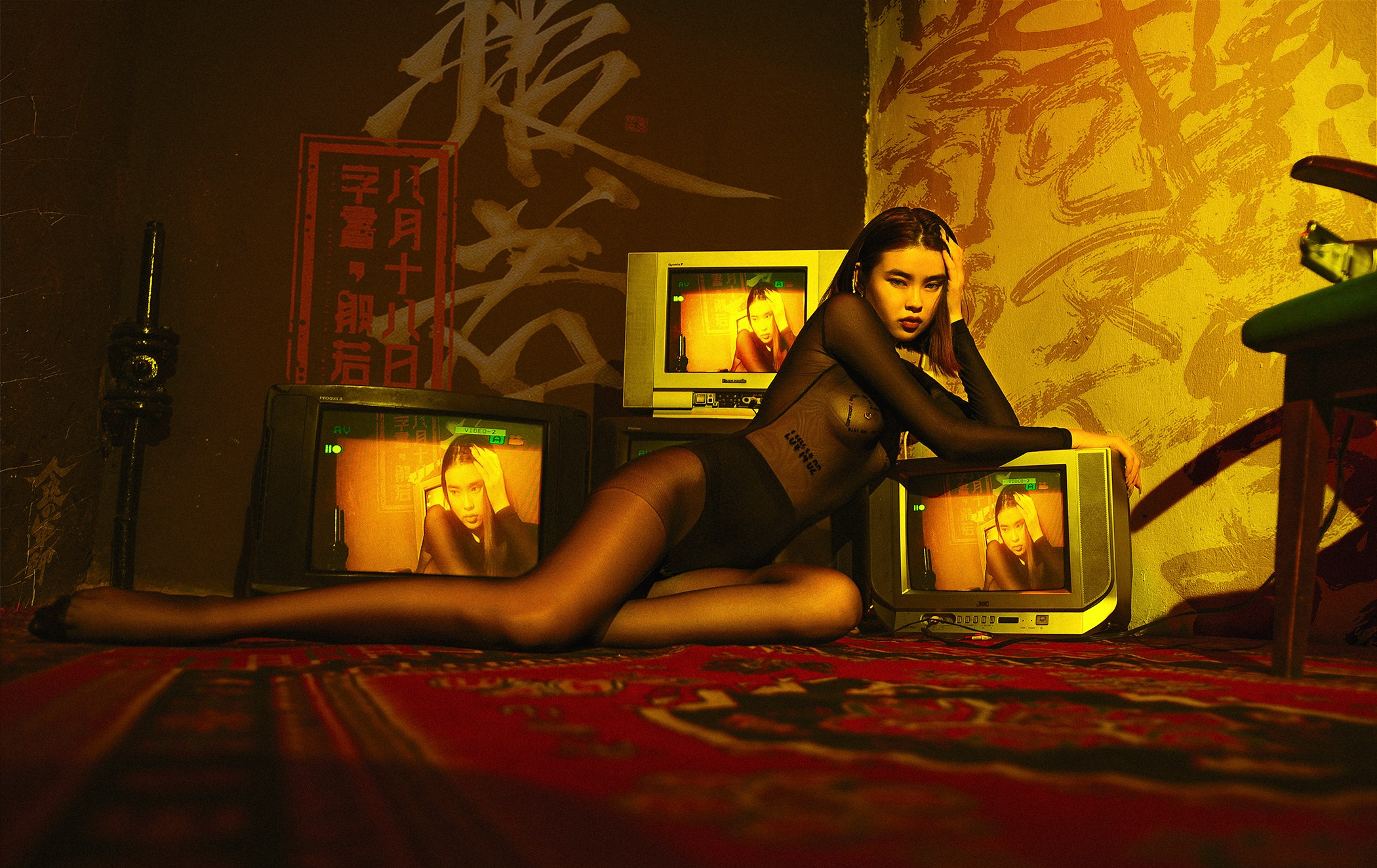 NEW CHANNEL ON TV. Фотограф Алматы | Весь мир — Никита Колодин