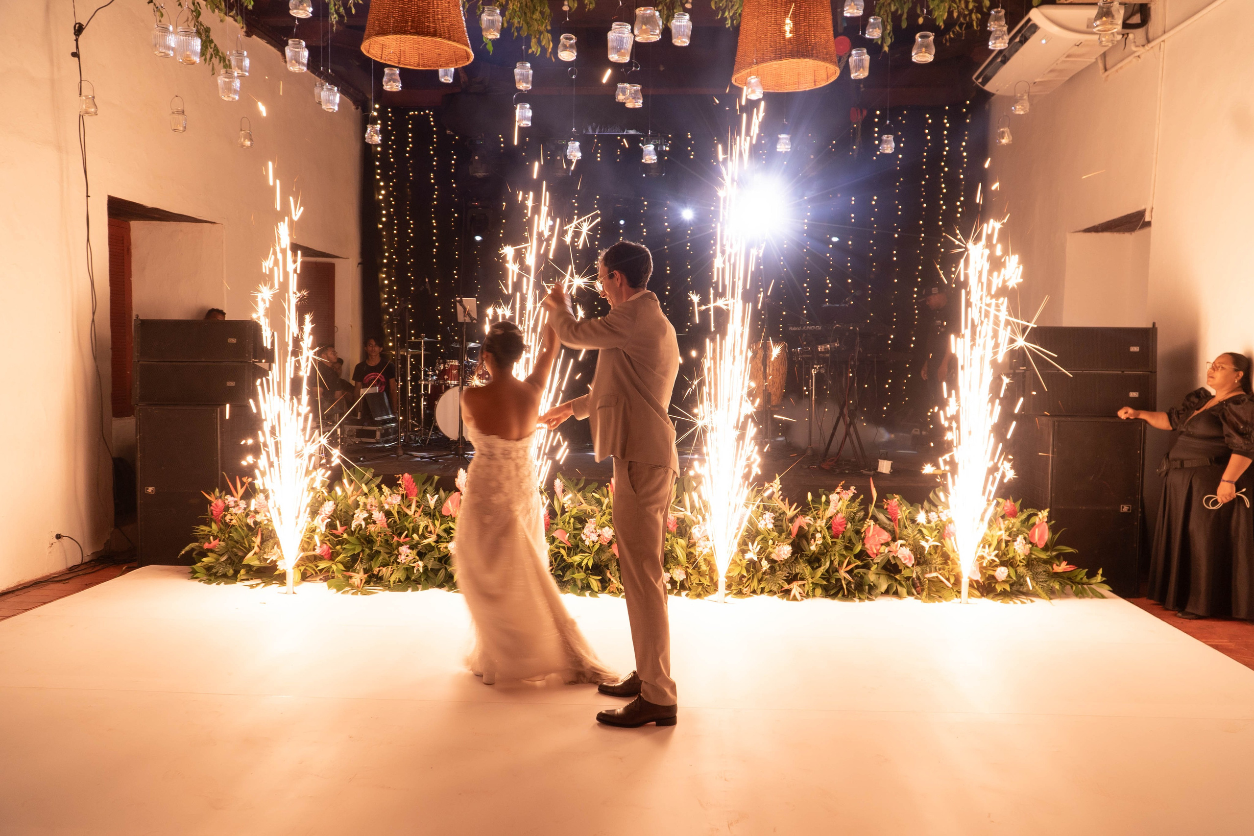 Catalina and Romain. Wedding Photographer in Barcelona and Medellin