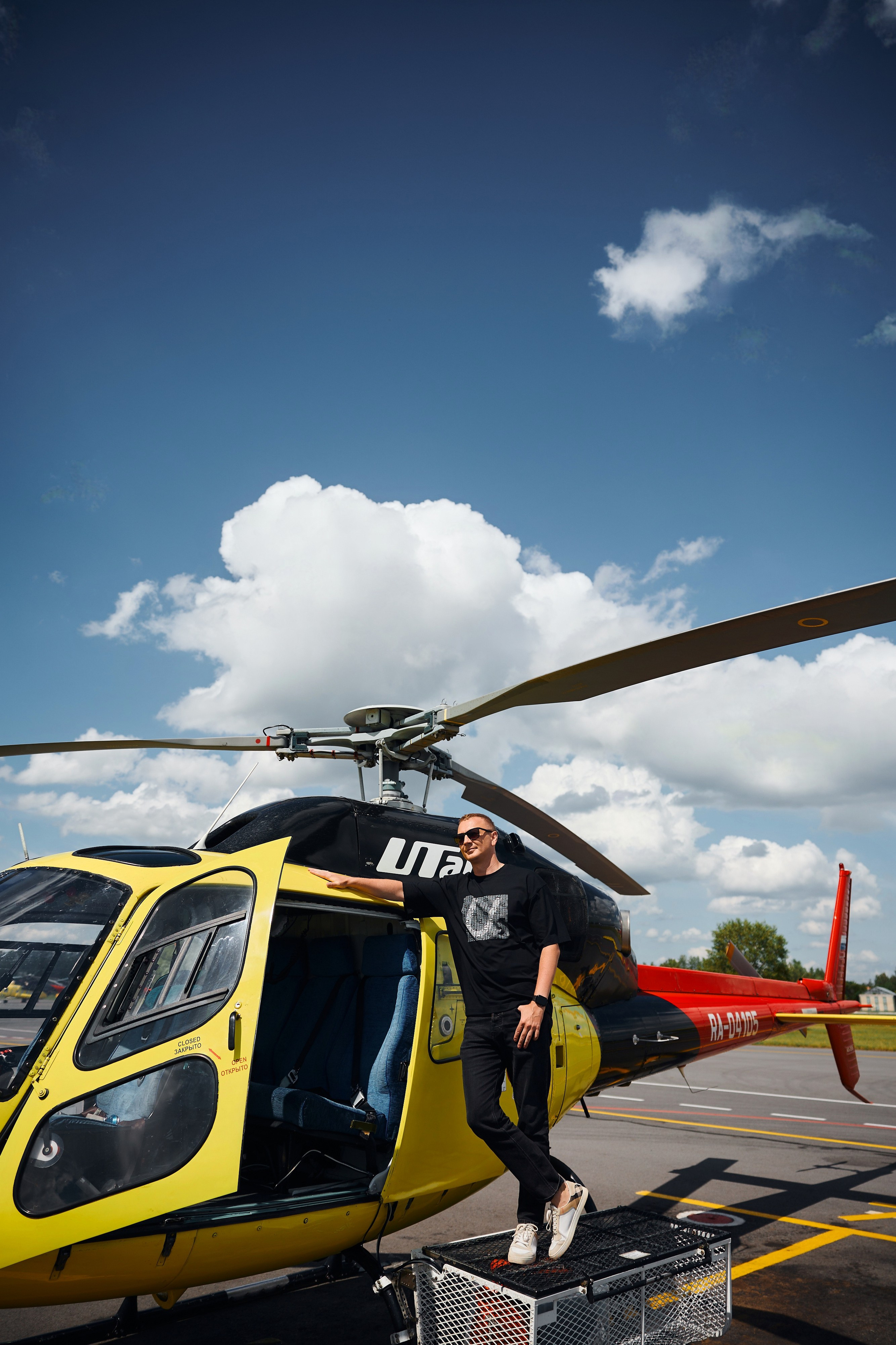 Utair. Мерч. Бизнес портрет Аэросъемка Интерьерная съемка Тюмень