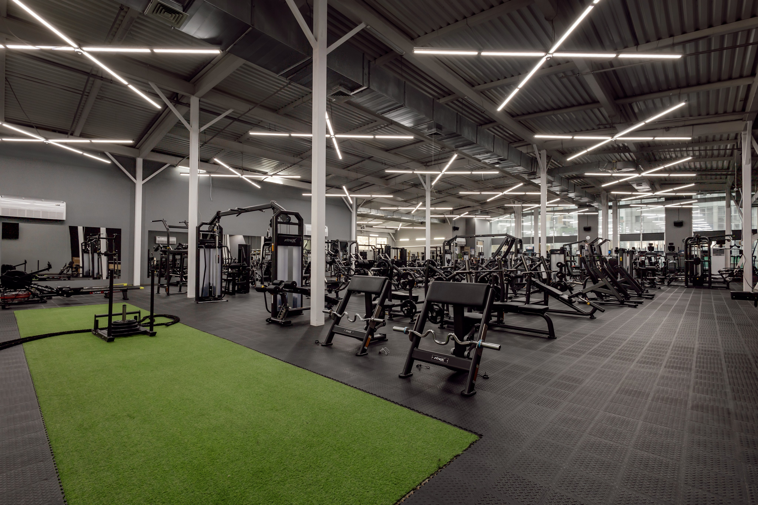 Фотосъемка спортивного клуба HUMAN. Интерьерный, предметный и контент фотограф в Иркутске Наталья Карпова