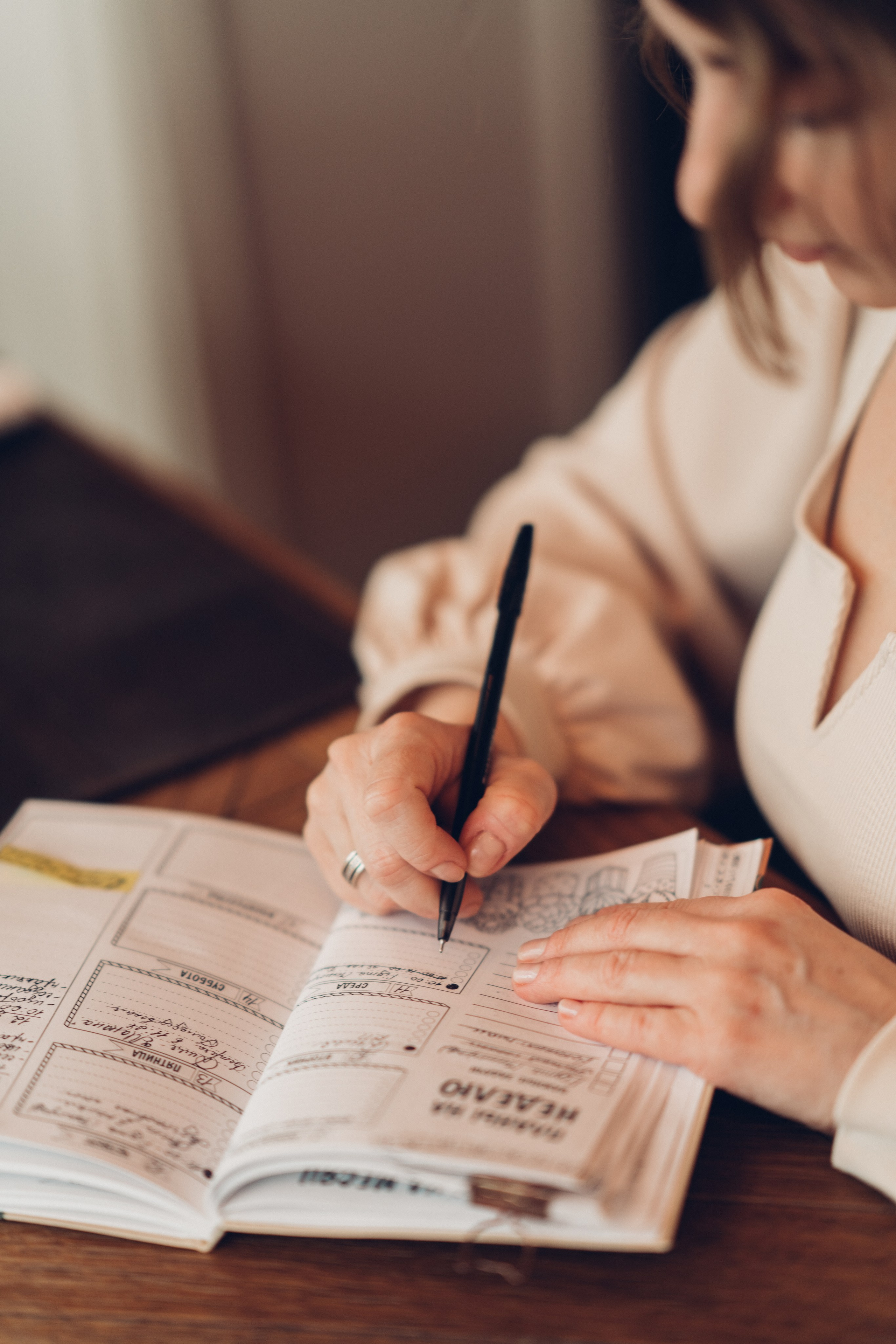 Копирайтер под моим вкусным соусом фантазии. Профессиональный детский и семейный фотограф в Москве Диля Грошева