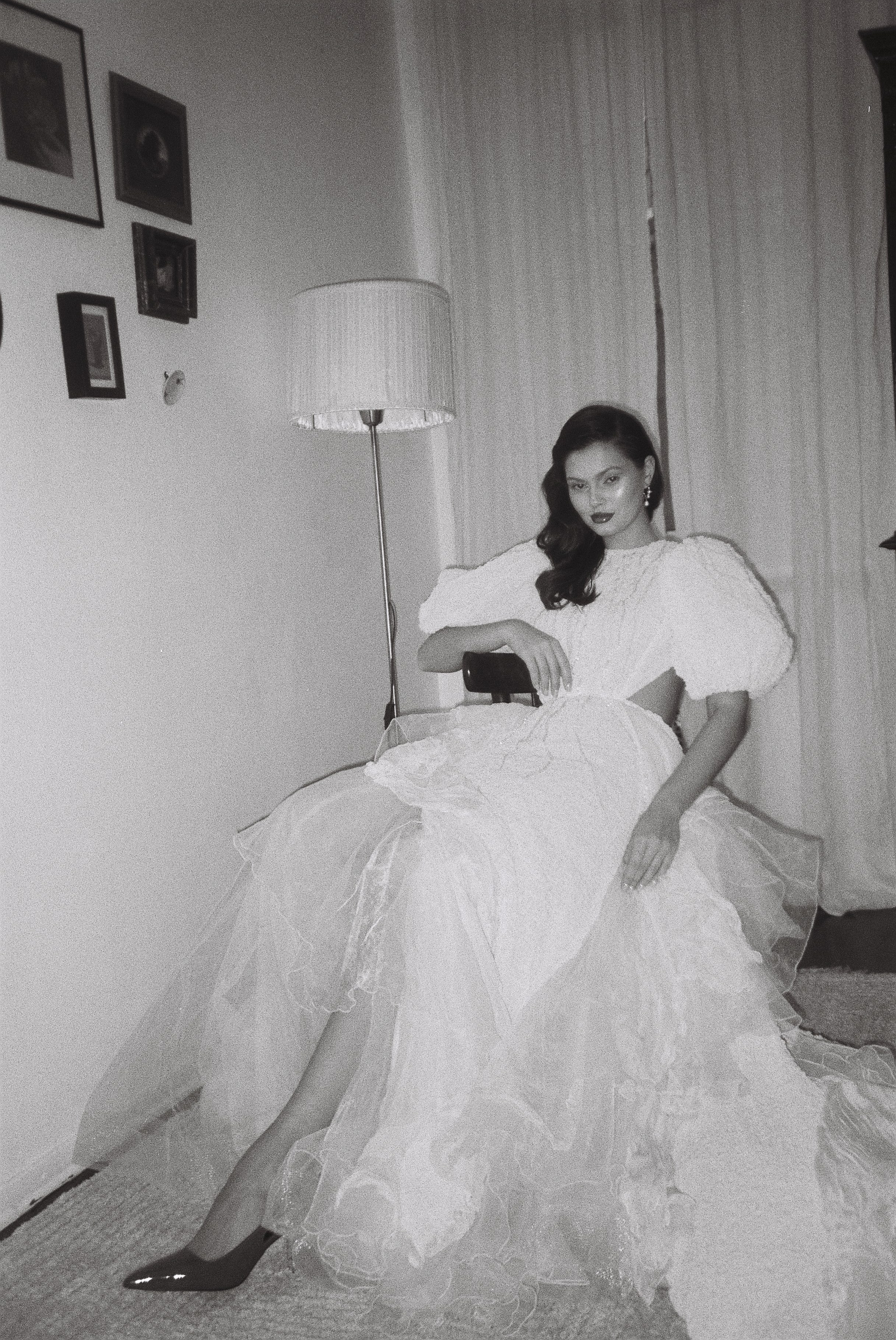 Свадебная фотосессия в квартире. Свадебный фотограф в Москве Элина Ларченкова. Фото, которые цепляют