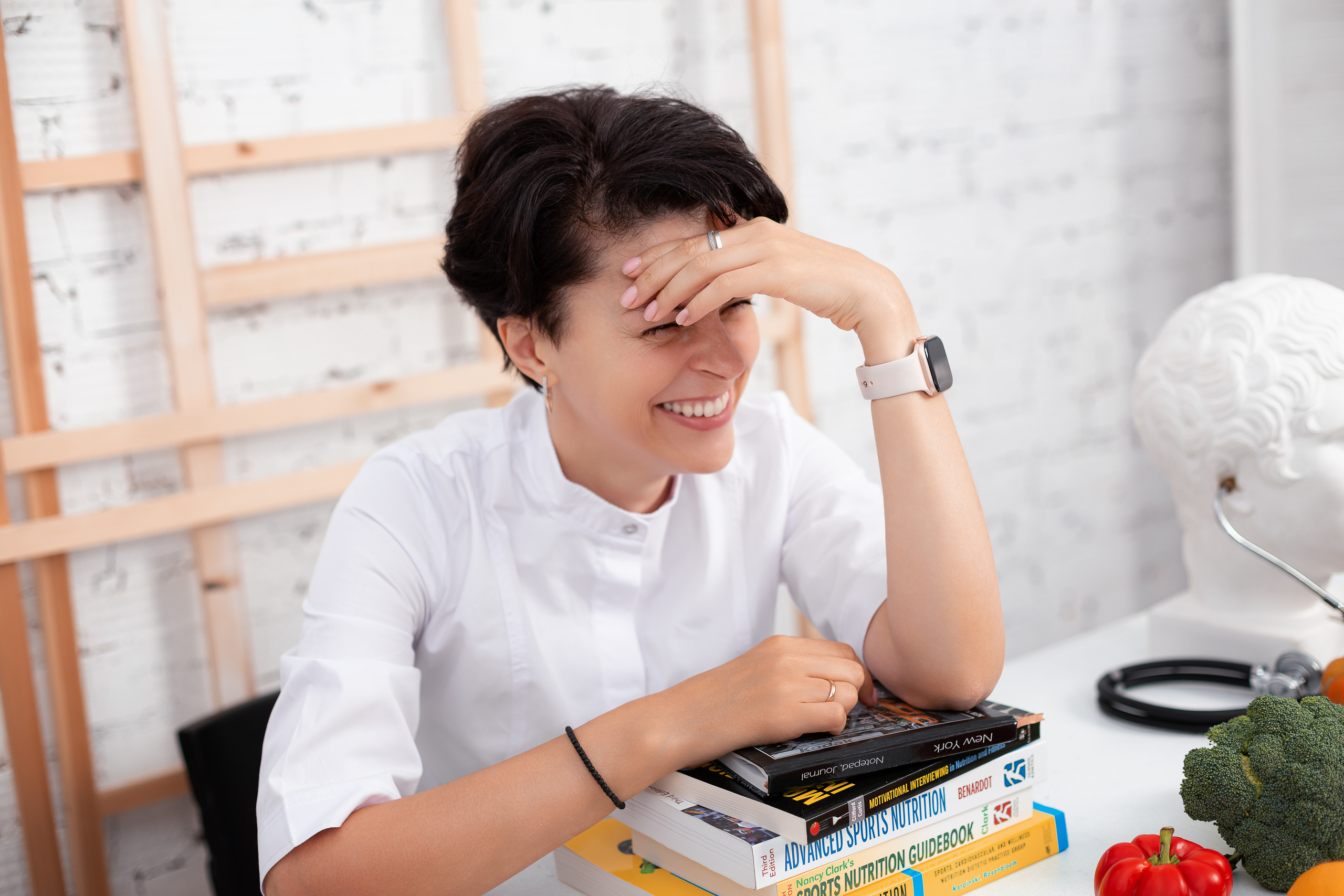 Студийная съемка для спортивного диетолога Светланы. Семейный и детский фотограф Комина Елена, Власиха, Одинцово