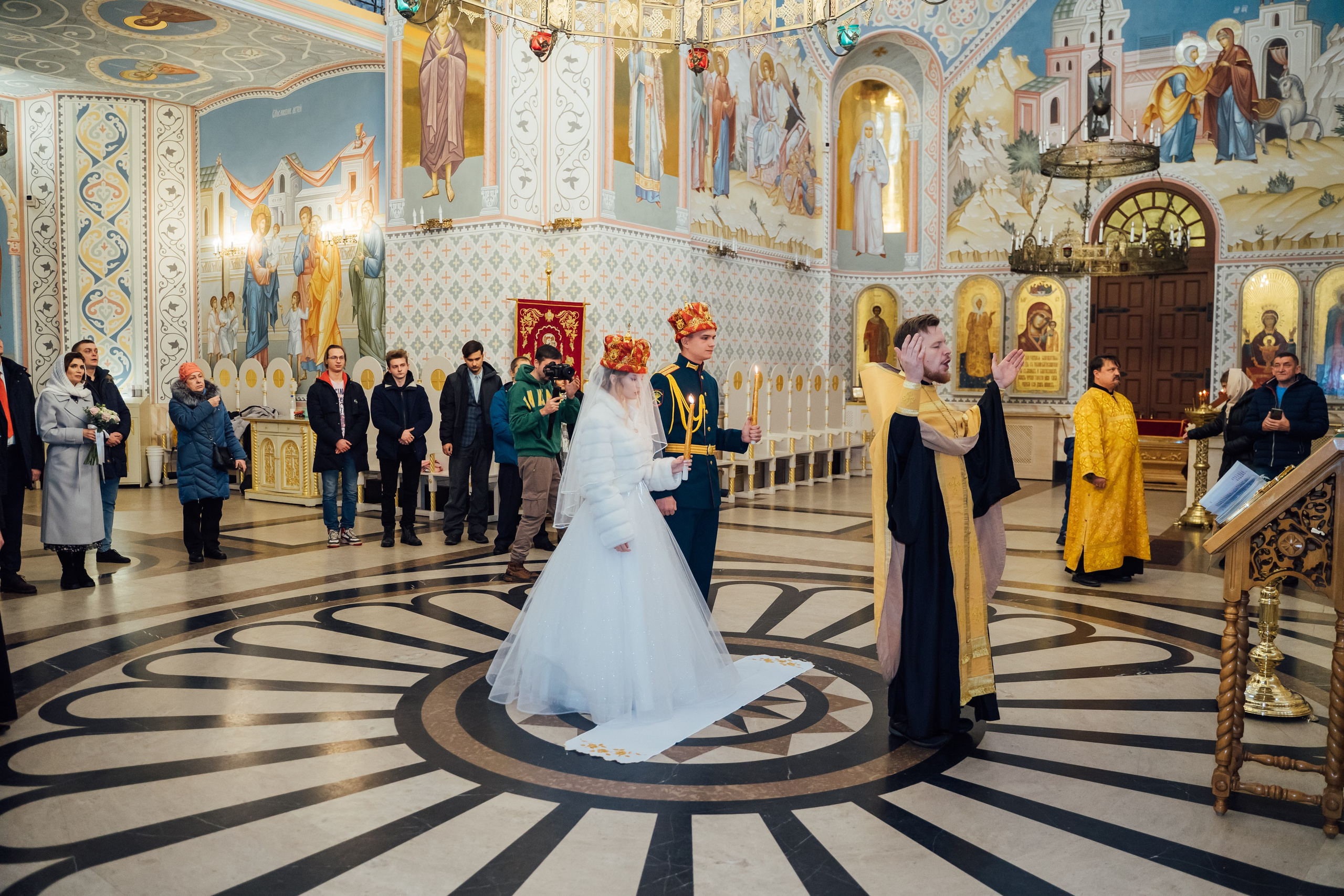 Венчание Вячеслав и Виктория. Свадебный фотограф в Коломне, Воскресенске, Егорьевске Владимир Петров