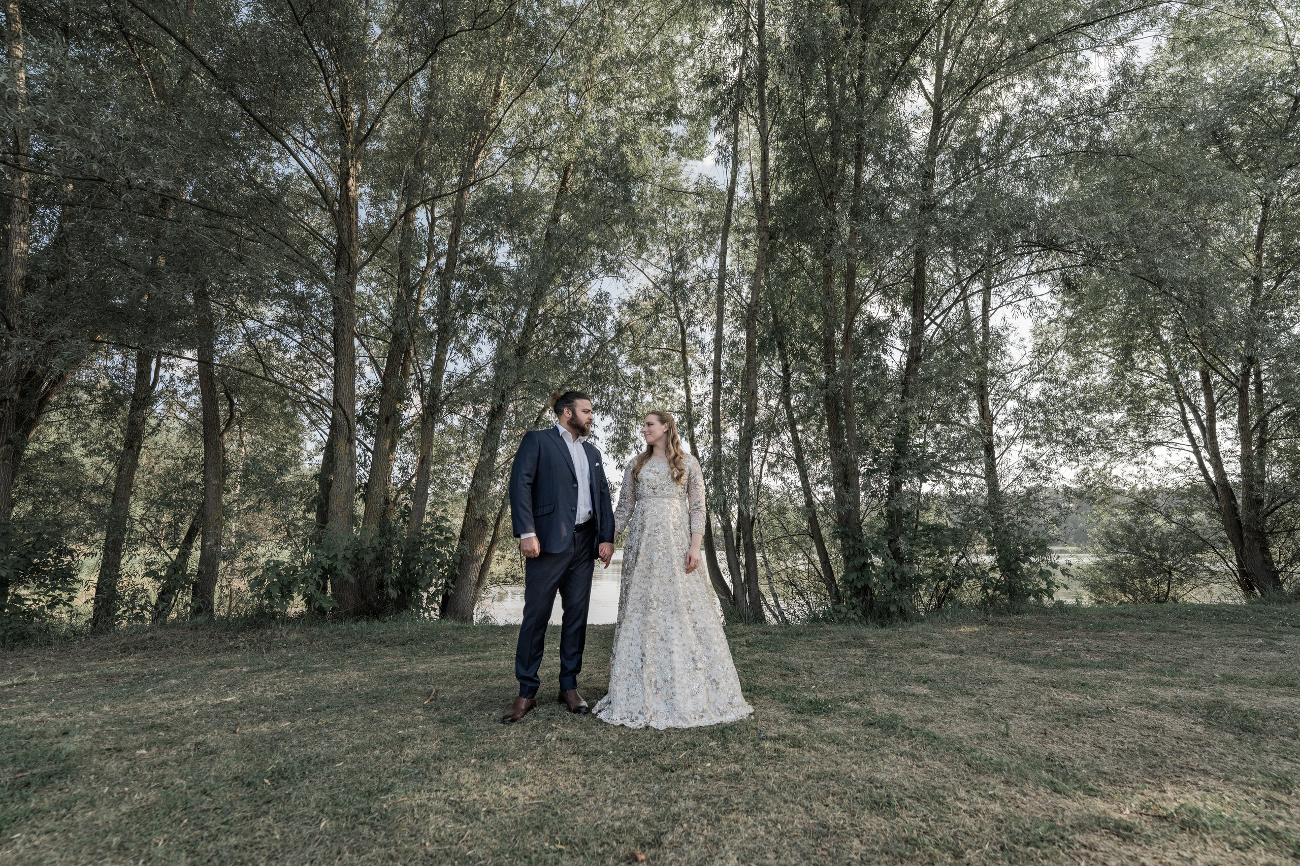 Свадьба Умар и Мила. Прогулка. Свадебный и индивидуальный фотограф Аля Мамакова