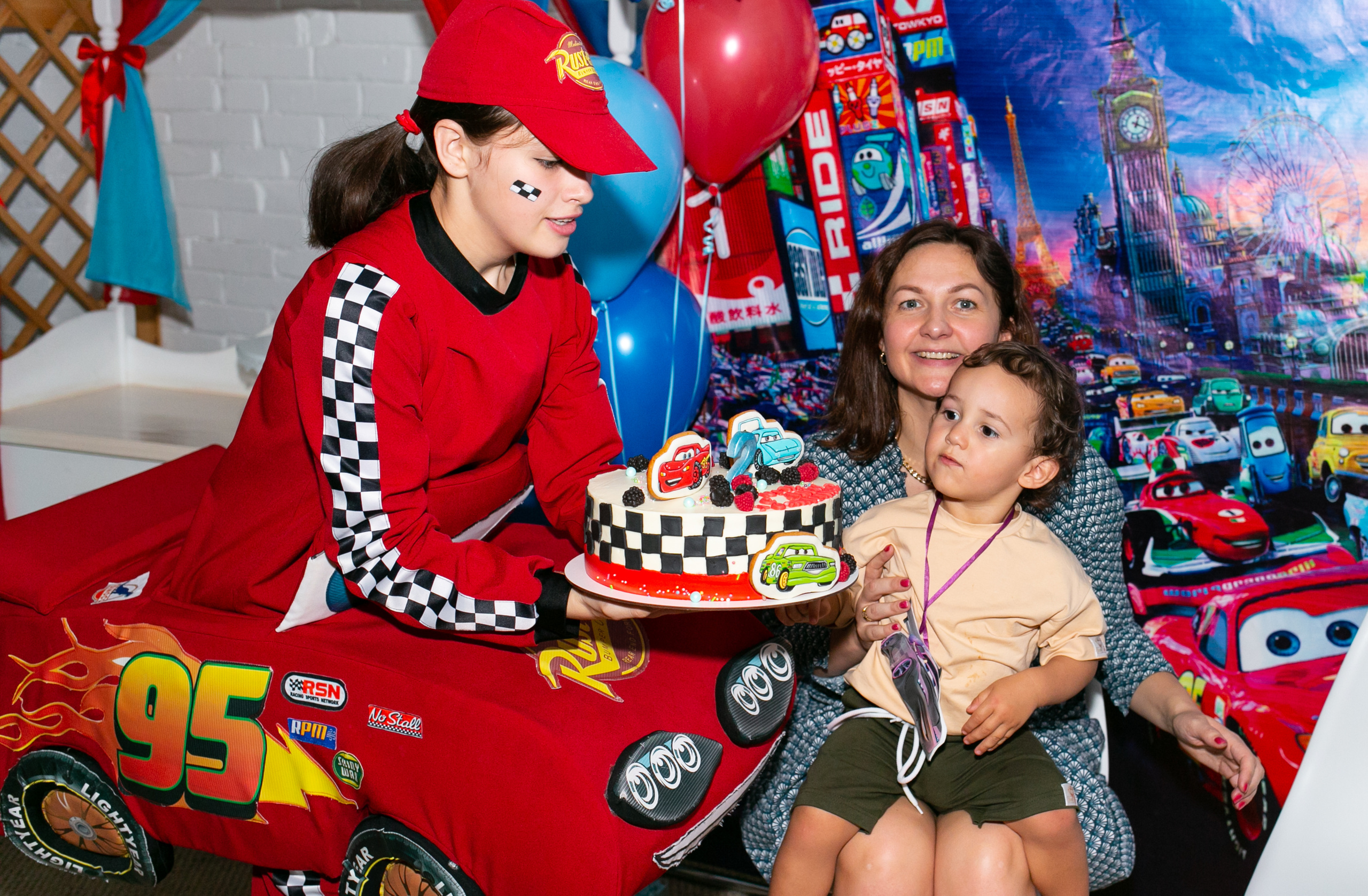 Праздники. Фотограф новорожденных и семейный фотограф НСО г. Бердск Марина Львова