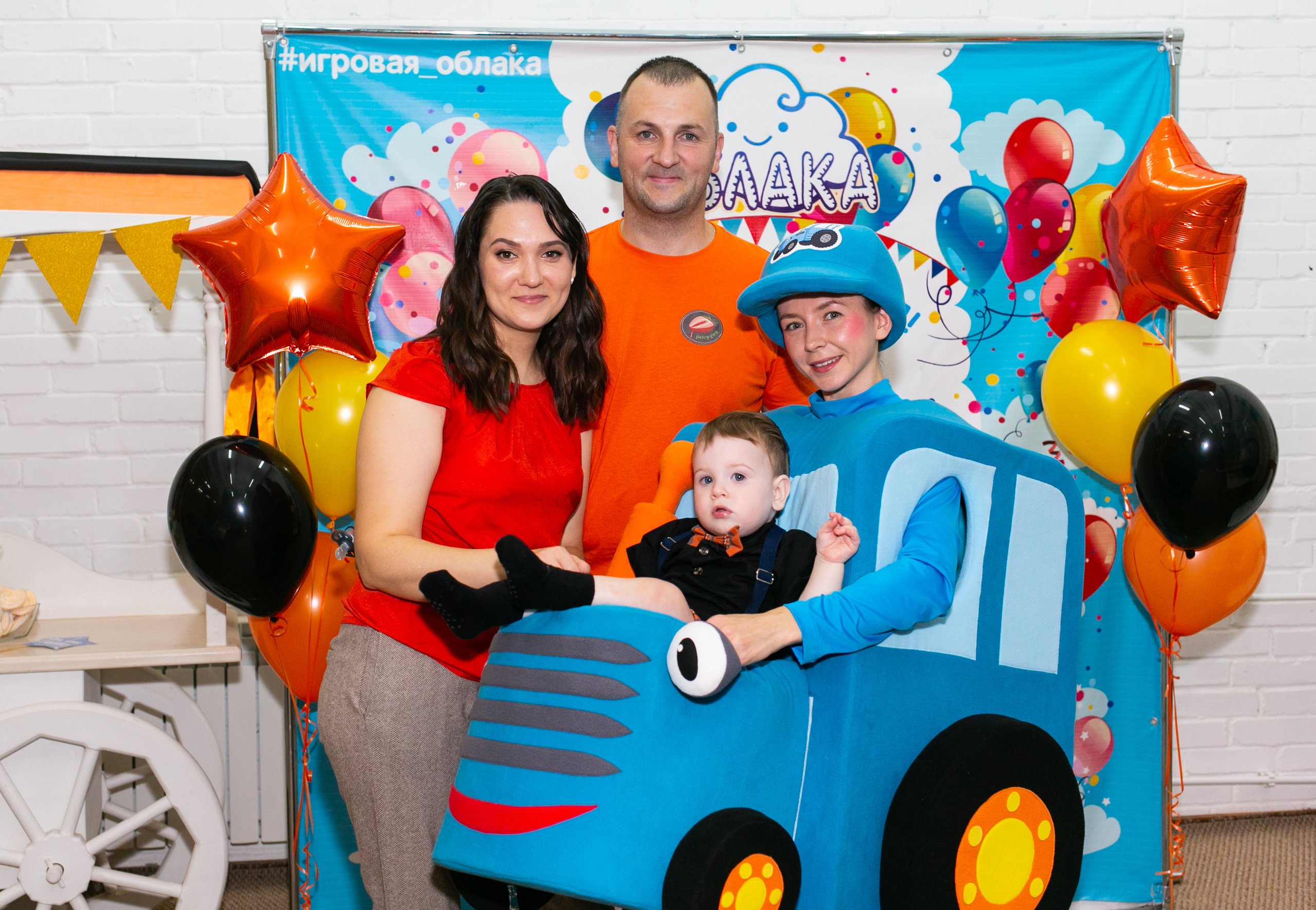 Праздники. Фотограф новорожденных и семейный фотограф НСО г. Бердск Марина Львова