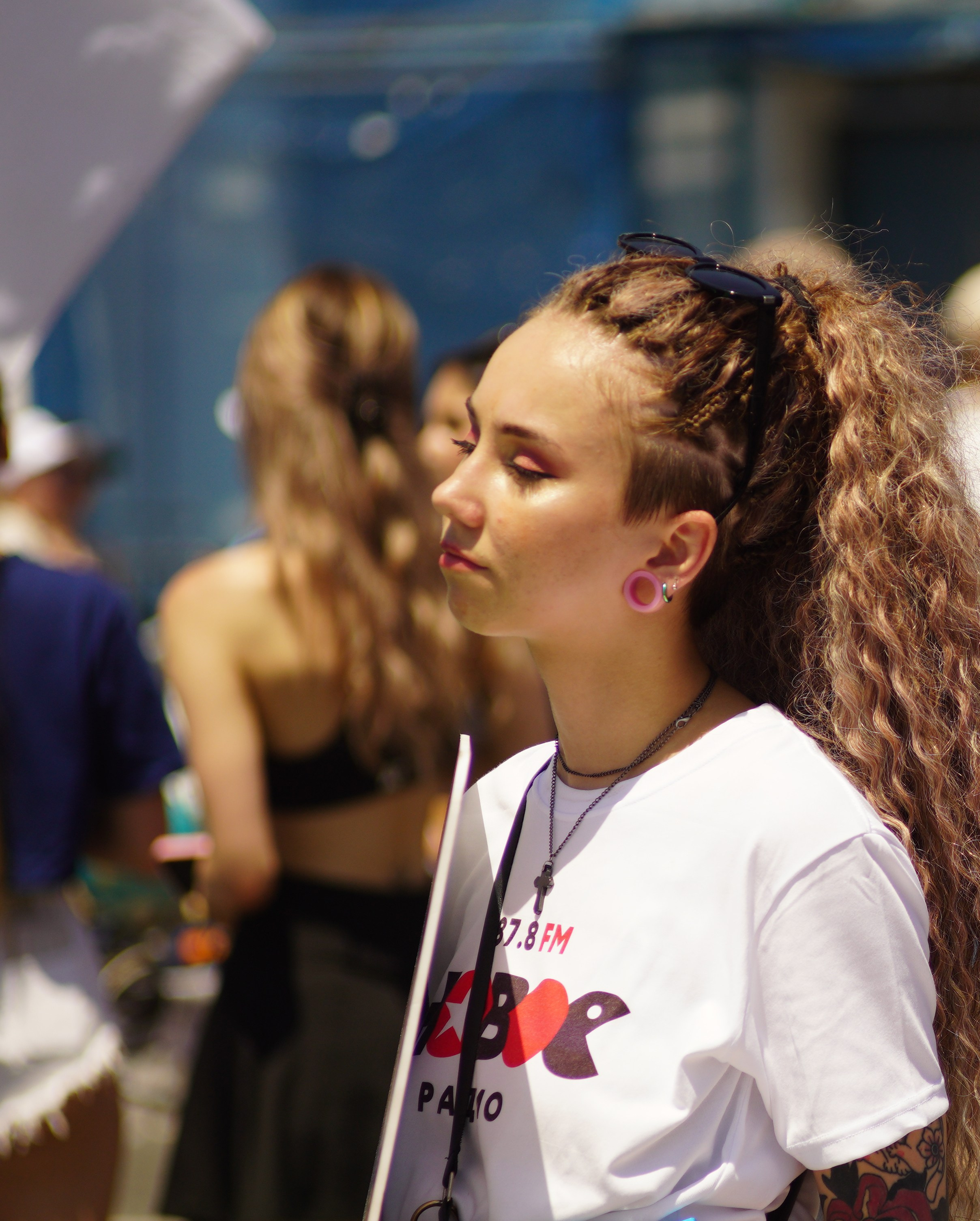 День города тачки и девочки. Фотограф Владивосток (художественный портрет, празднование, торжество, мероприятие, фотопрогулка)