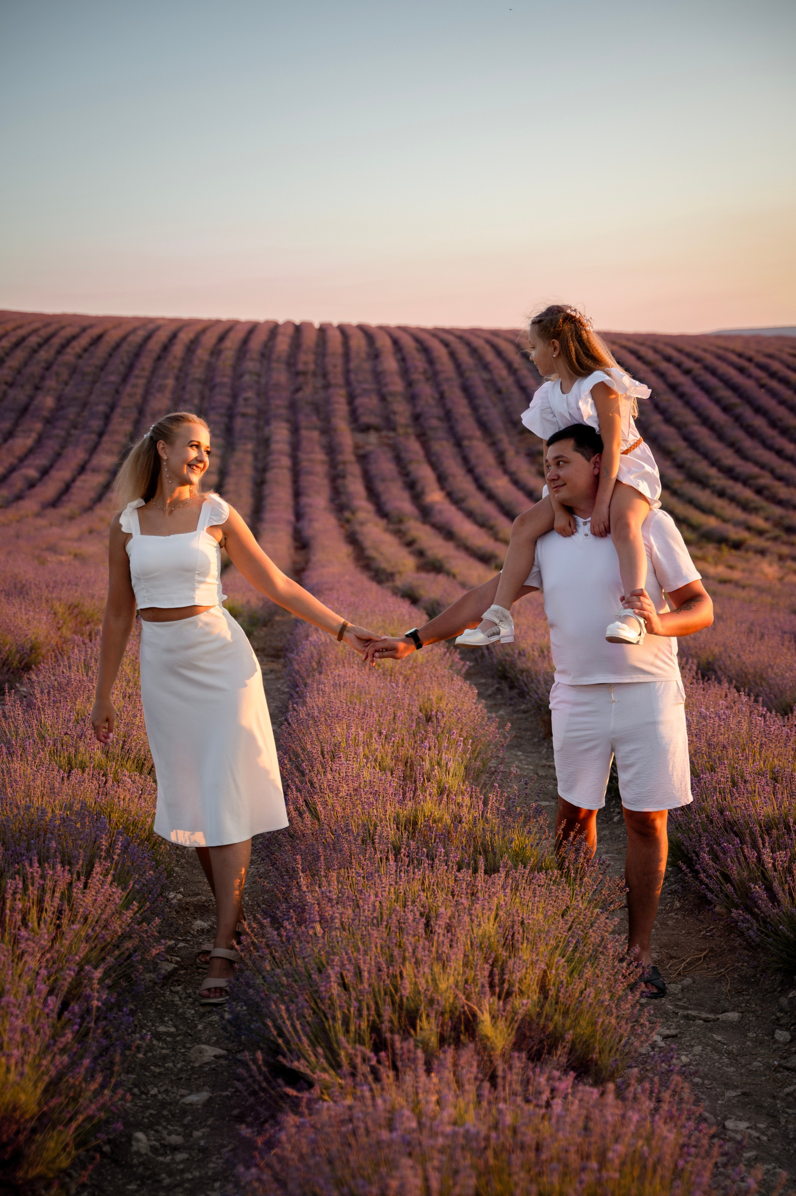 Прогулка в лаванде. Ваш фотограф в Крыму