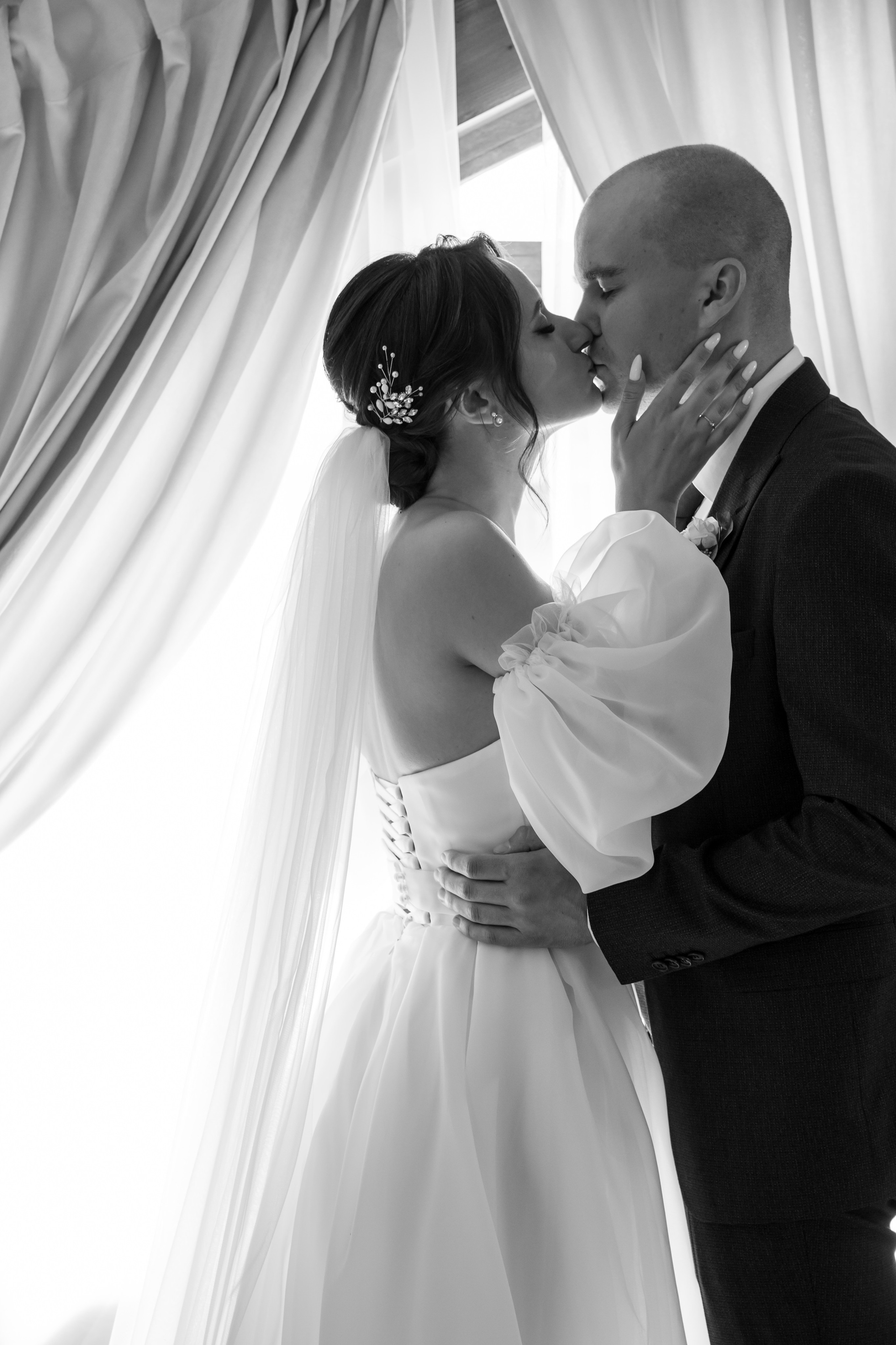 Полина и Дмитрий, загородный клуб «Барин», ЗАГС в г. Пушкино. Свадебный и репортажный фотограф (Москва, Королев и другие)