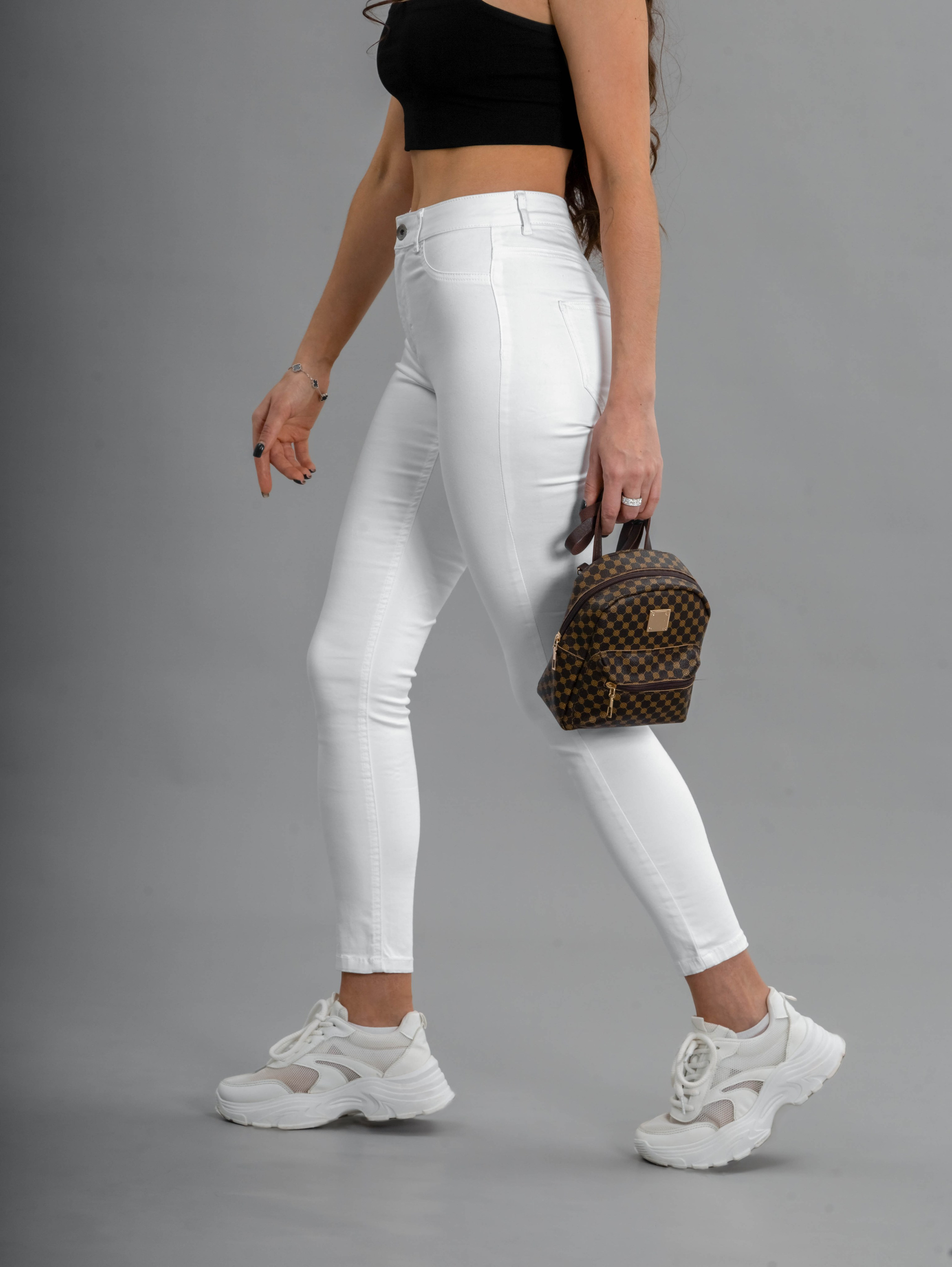 Виктория | 167 | S | 38