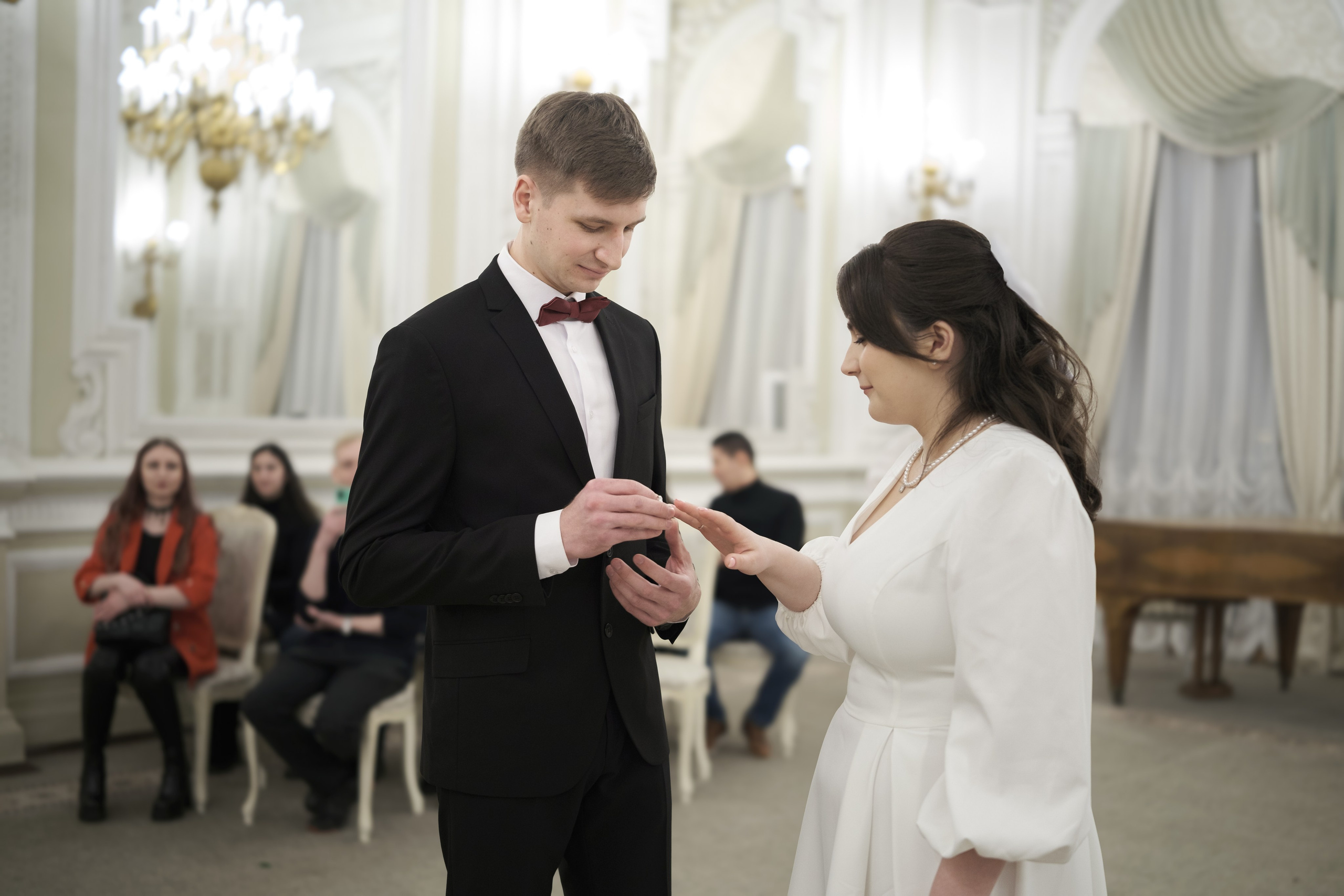 Дворец бракосочетания №1 - Фотосессия вечером в феврале в ЗАГСе