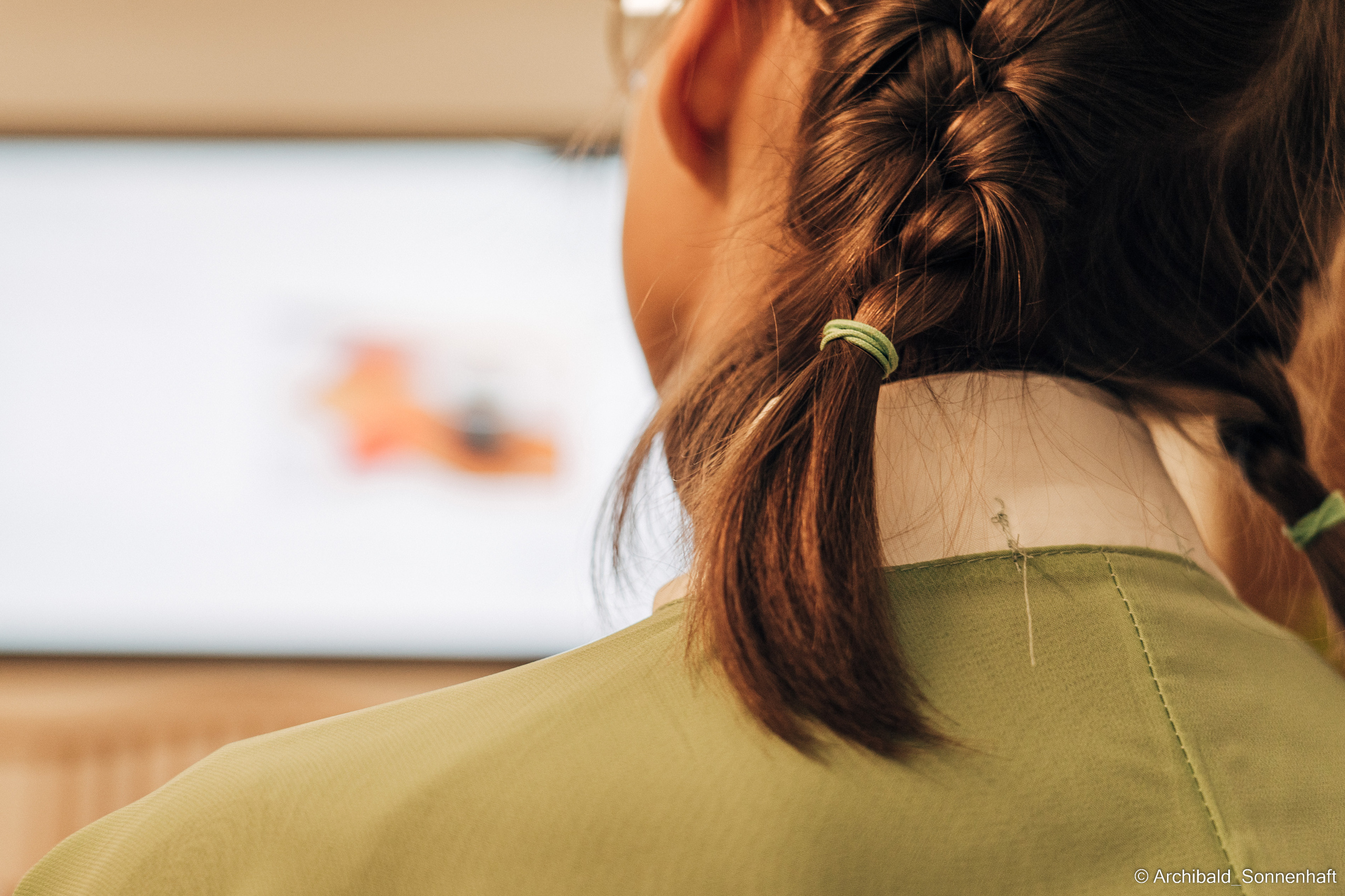 Chinese tea ceremony in Tianjin. Photographer in Guangzhou, China. Archibald Sonnenhaft