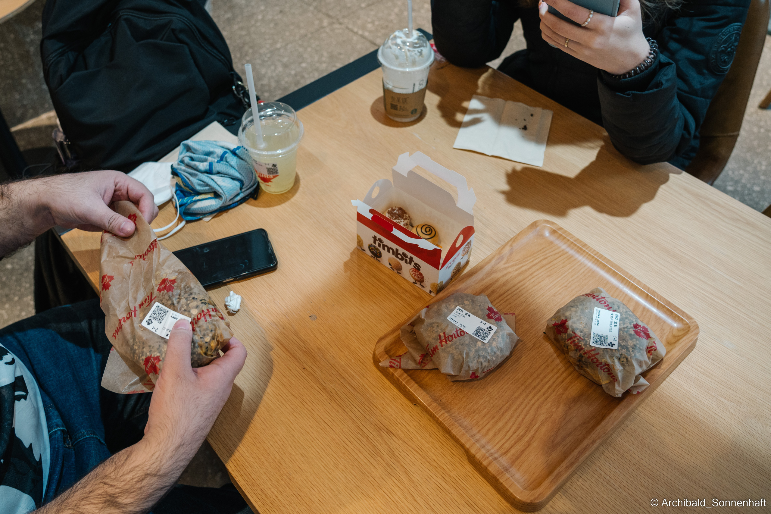 Guangzhou 27. Photographer in Guangzhou, China. Archibald Sonnenhaft