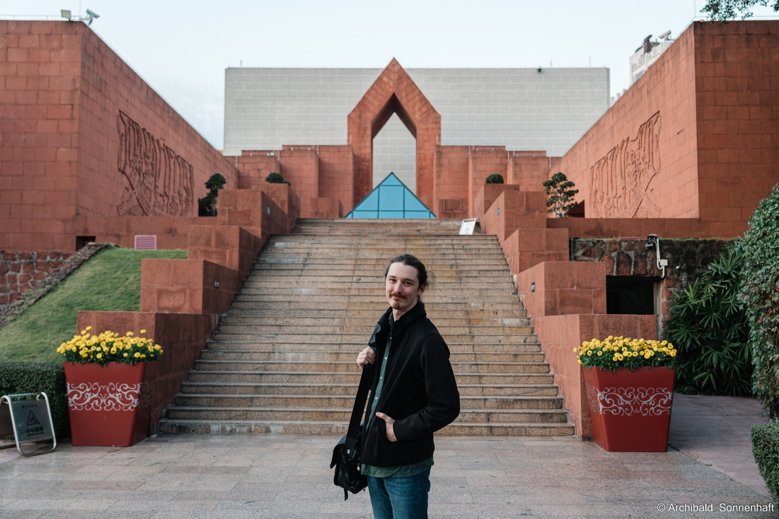 NanYueWang‘s museum. Photographer in Guangzhou, China. Archibald Sonnenhaft