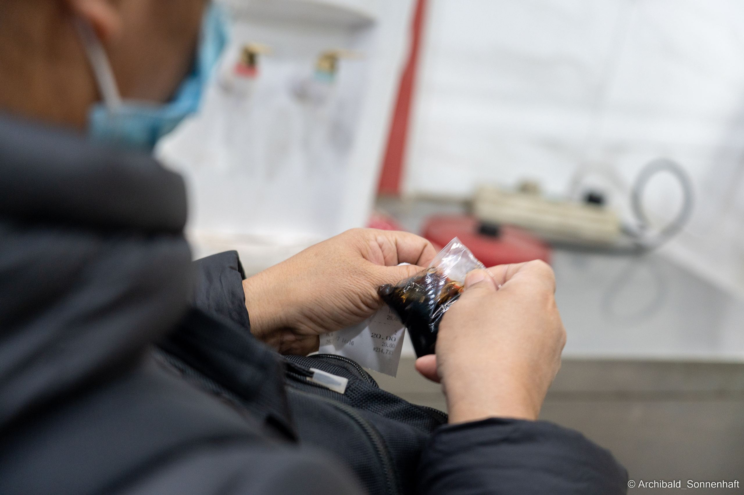 Clan Cheng and ShengJianBao. Photographer in Guangzhou, China. Archibald Sonnenhaft