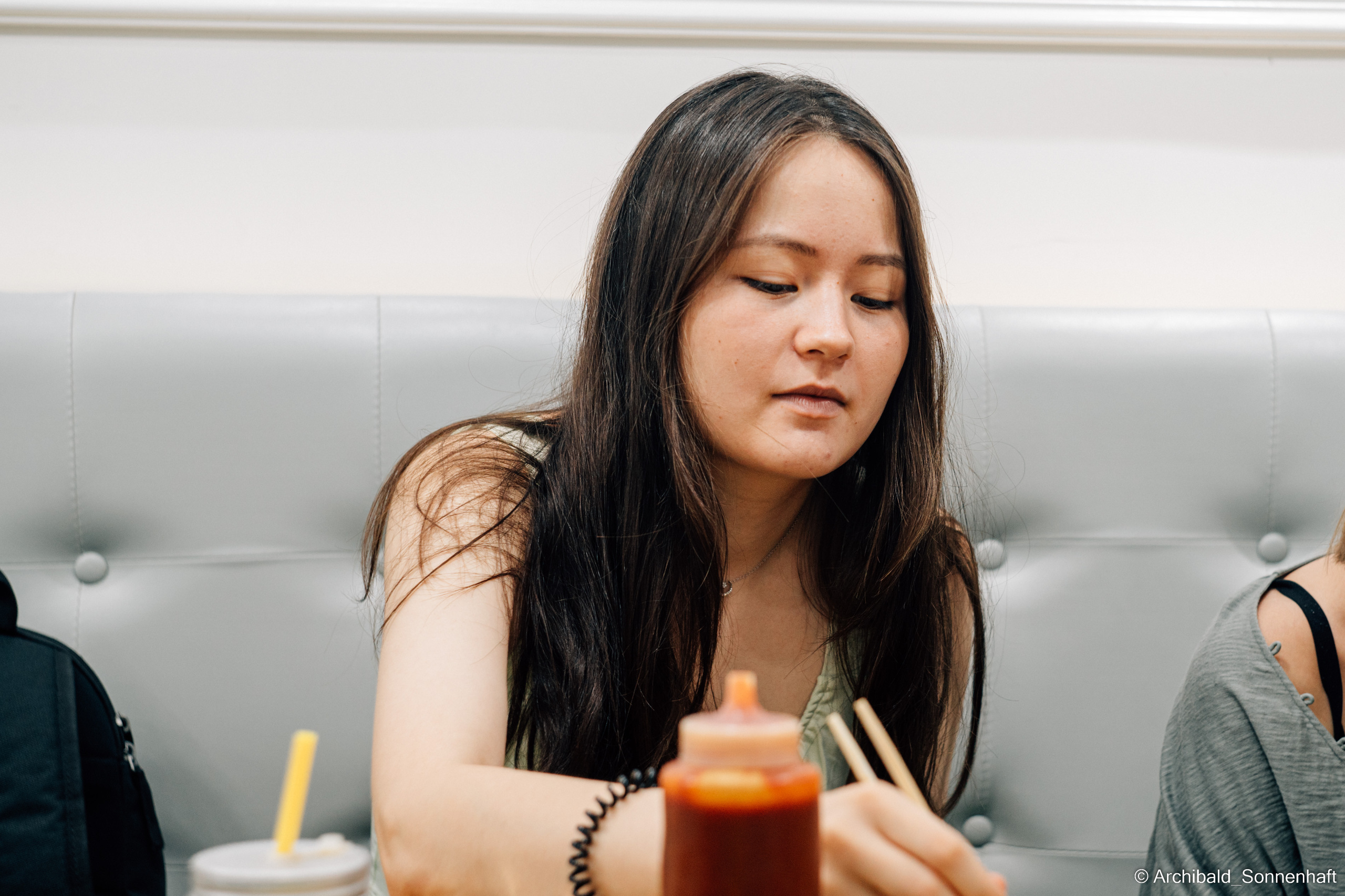 Calligraphy, Korean food and Black swans. Photographer in Guangzhou, China. Archibald Sonnenhaft