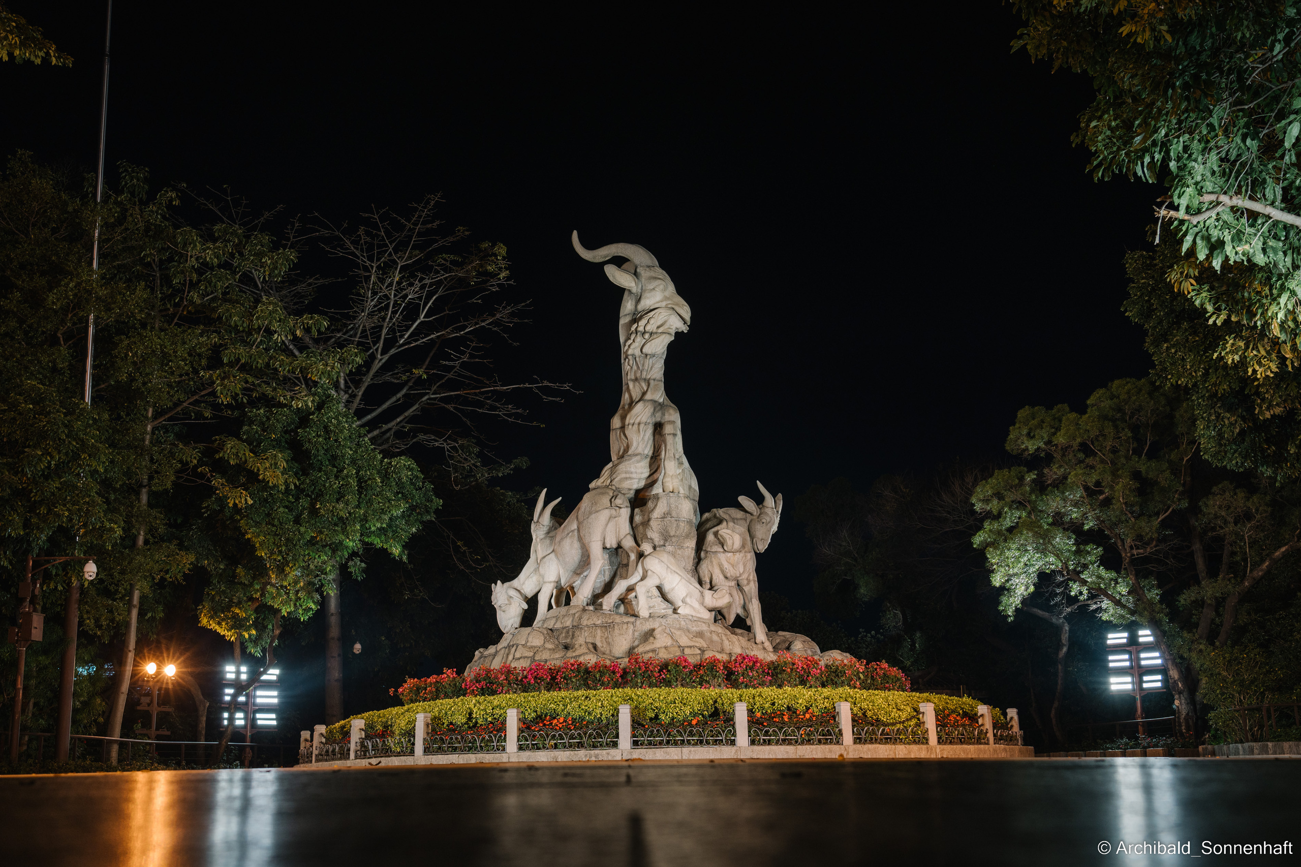 NanYueWang‘s museum. Photographer in Guangzhou, China. Archibald Sonnenhaft