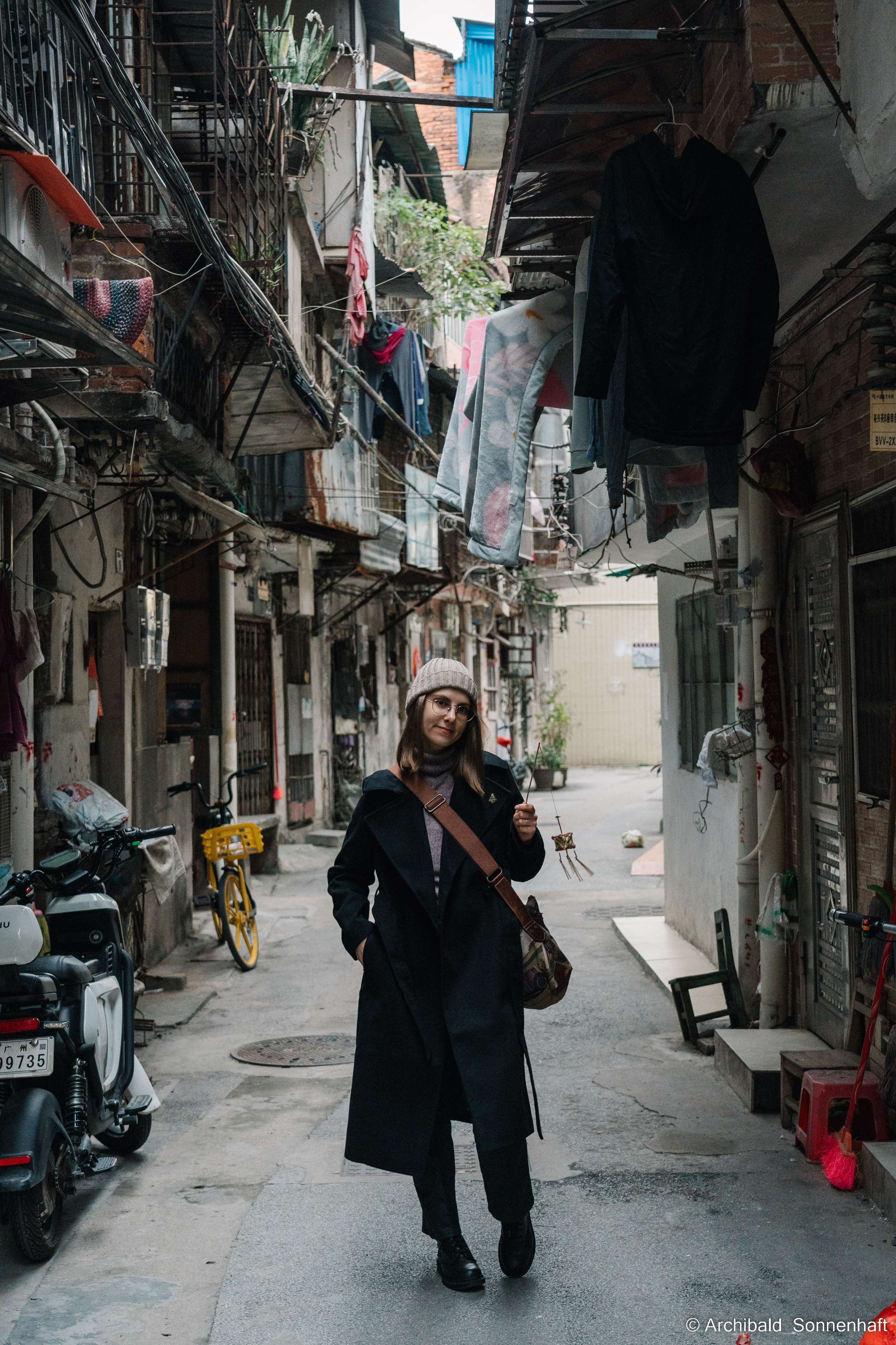 Clan Cheng and ShengJianBao. Photographer in Guangzhou, China. Archibald Sonnenhaft