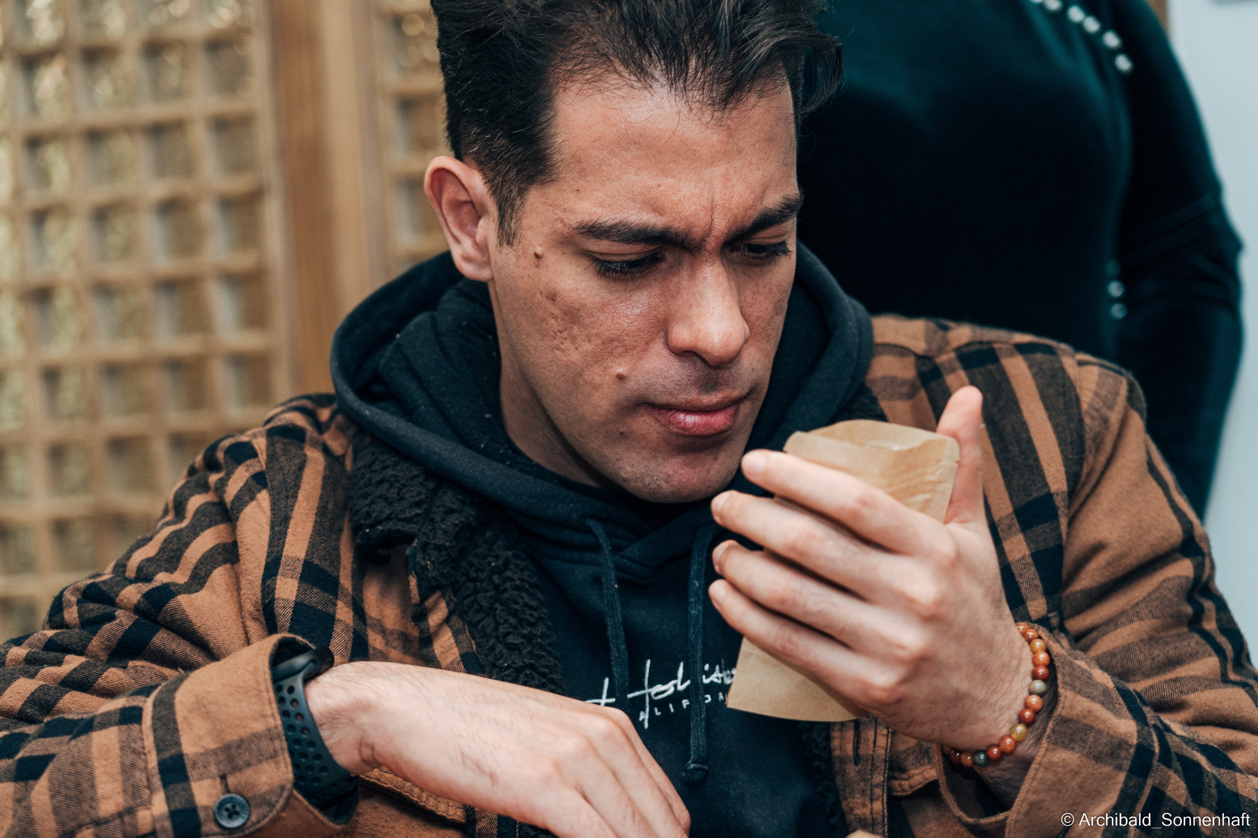 Chinese tea ceremony in Tianjin. Photographer in Guangzhou, China. Archibald Sonnenhaft