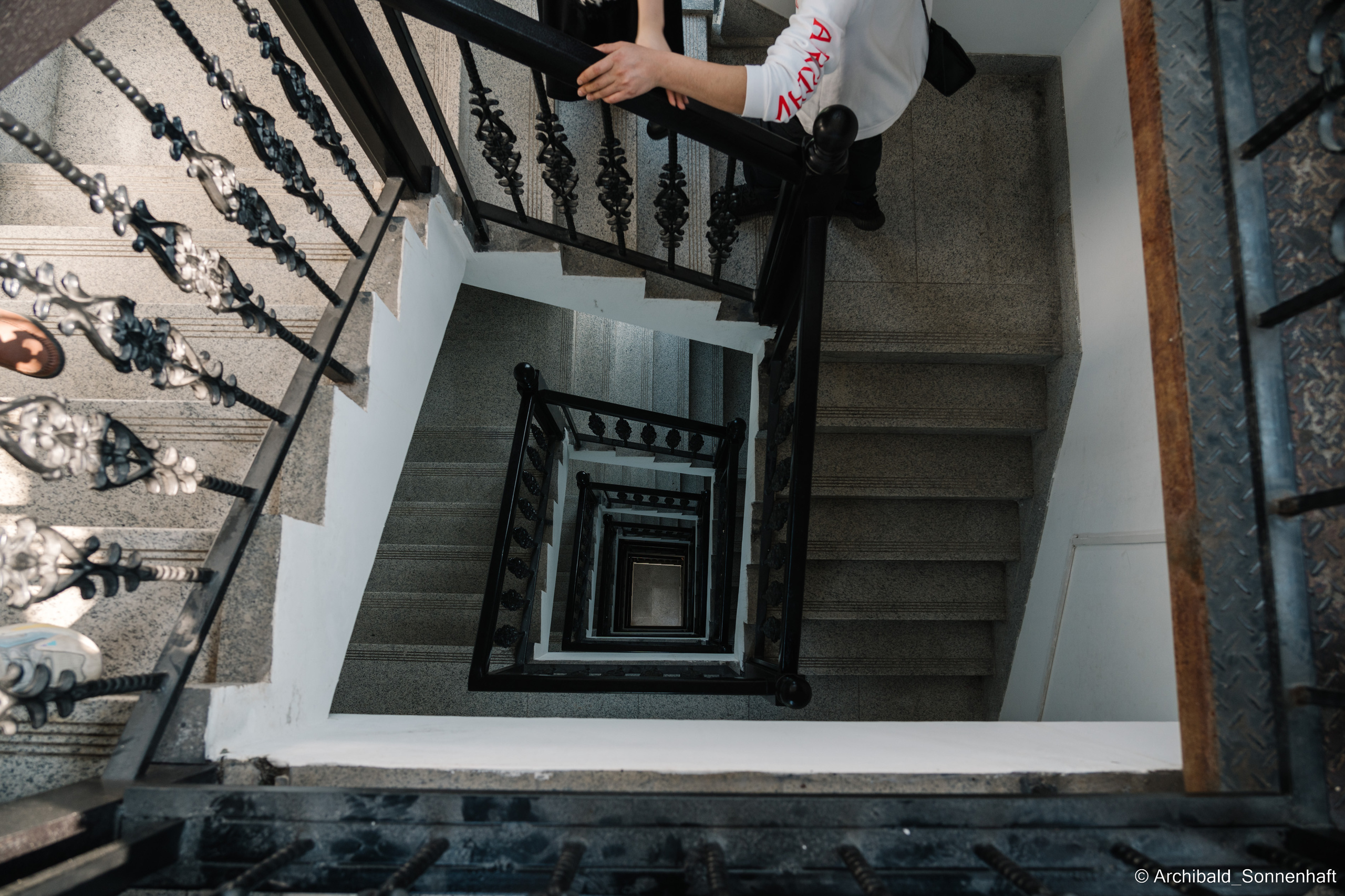 NewSpring. Photographer in Guangzhou, China. Archibald Sonnenhaft