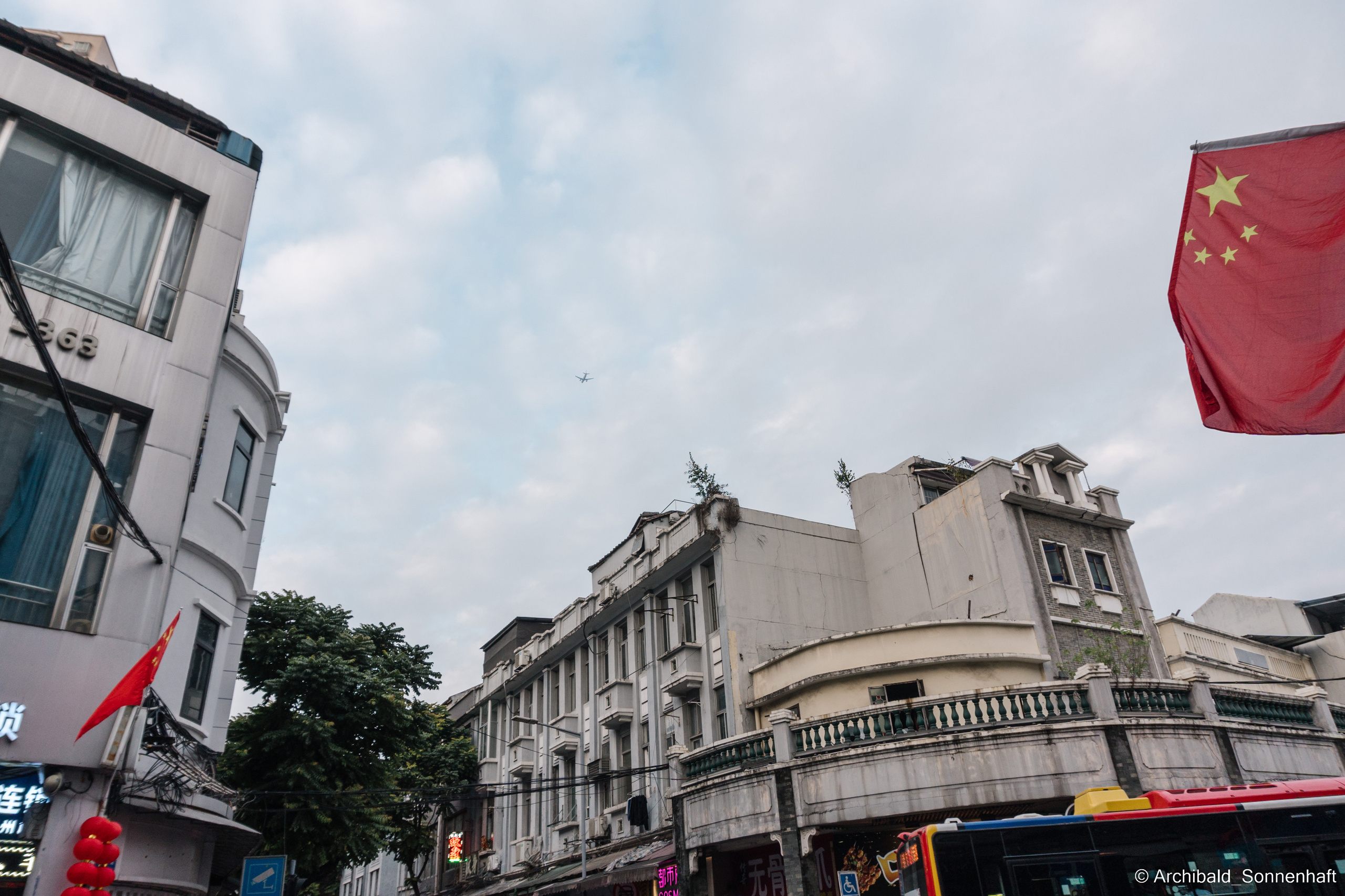 Guangzhou #0225. Photographer in Guangzhou, China. Archibald Sonnenhaft
